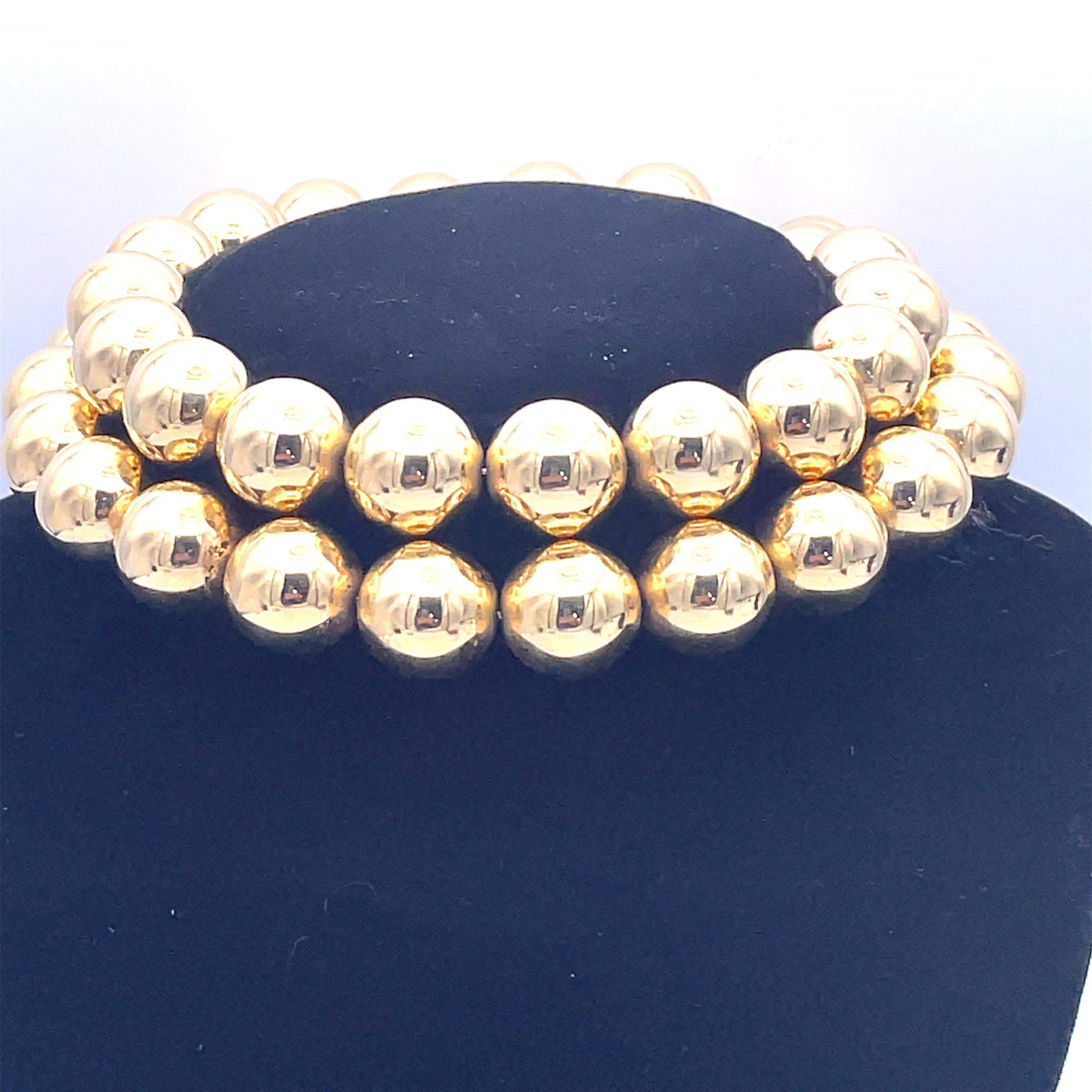 Fabulous Gold Ball Necklace In Excellent Condition For Sale In New York, NY
