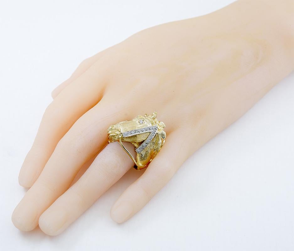 Fabulous Gold and Diamond Horse Ring In Excellent Condition In New York, NY