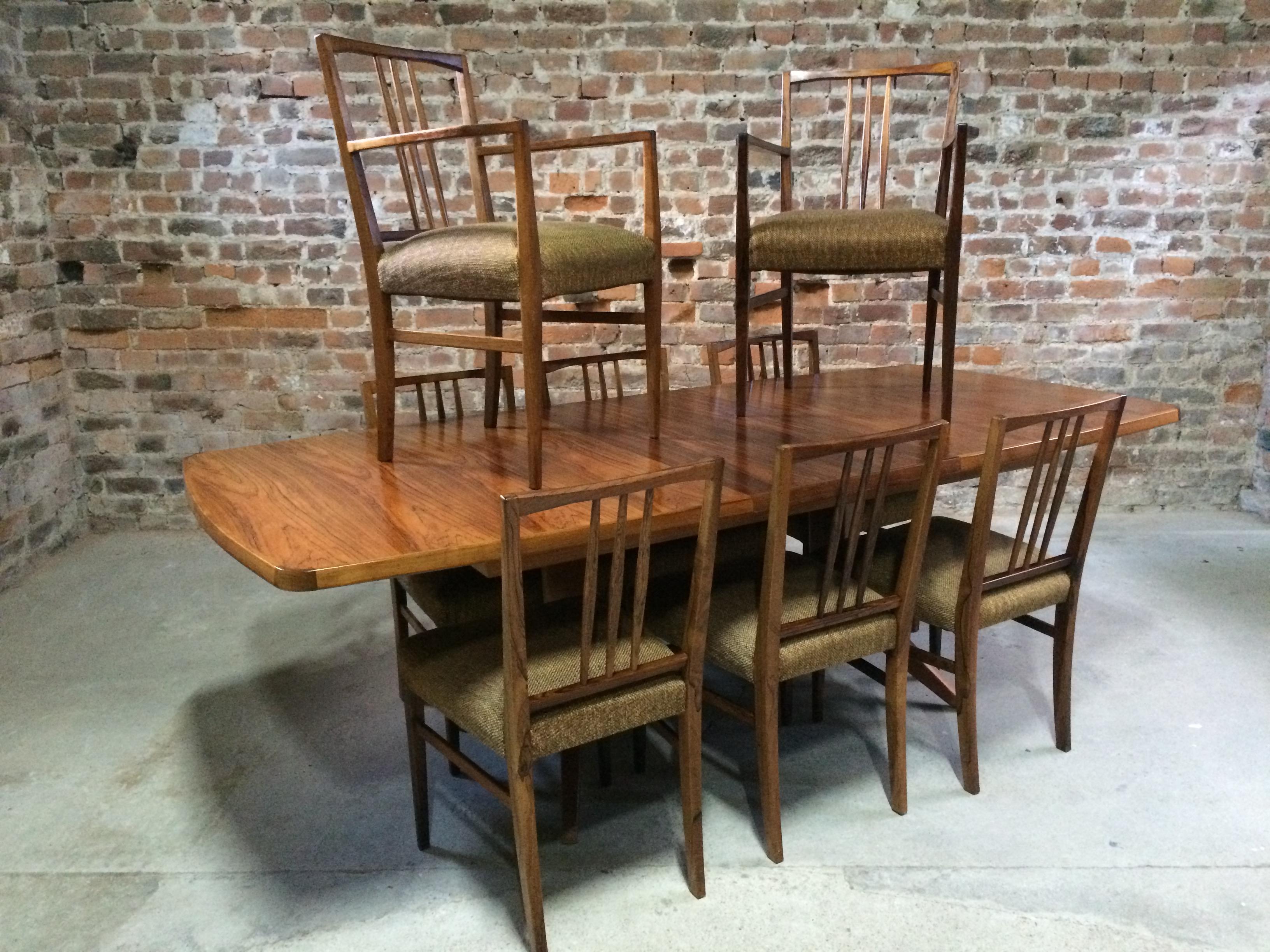 russells dining room tables