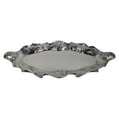Favoloso piatto da pesce in argento Gorham Art Nouveau Martelé