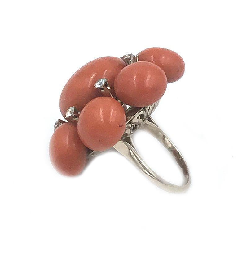 Fabulous, Large and Impressive Coral and Diamond Flower Cluster Ring In Good Condition For Sale In West Palm Beach, FL