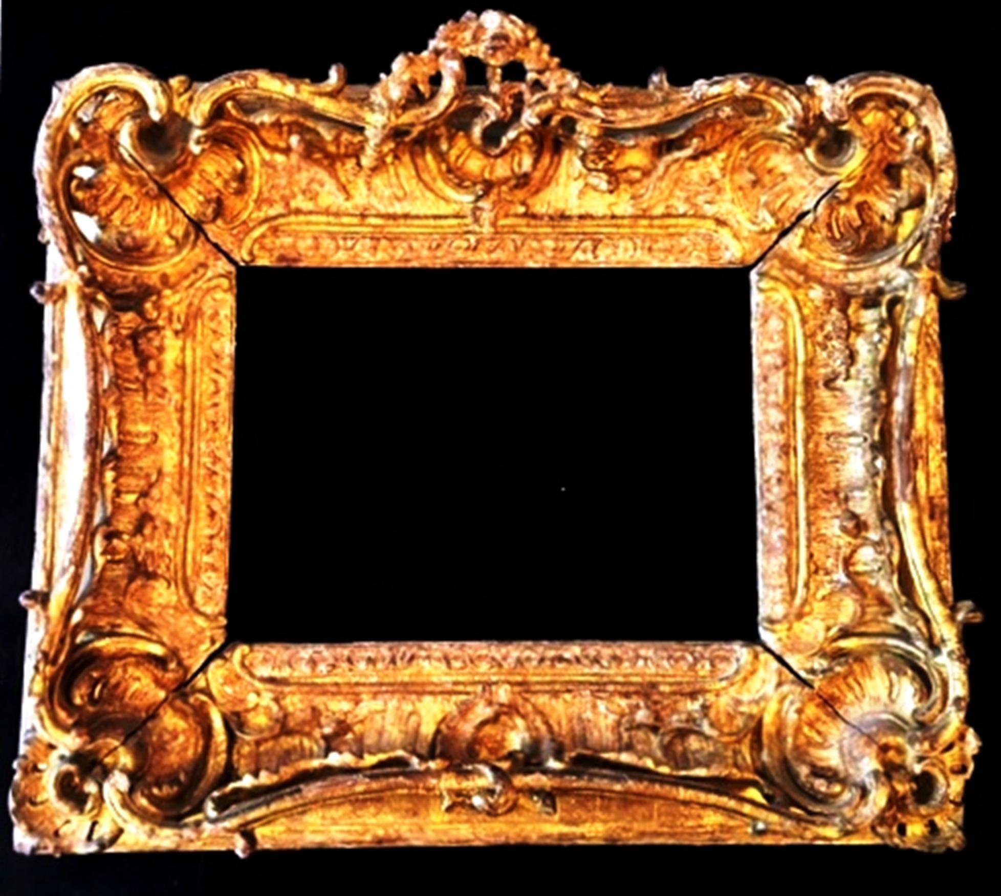 Fabulous Louis XV Period Frame, Mounted as Mirror, Rocaille Decors, France, 1750s
Carved Giltwood
Asymetrical decors of shells, garlands of flowers, etc....
Paris workshop
Sight size is H: 24.5 cm x L: 35 cm
Overall size is : H : 52 cm x L: 60