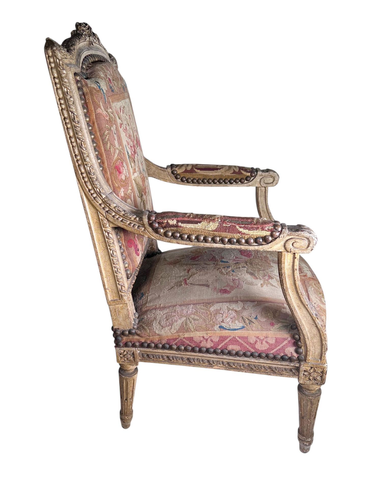 Fabuleuse chaise miniature de style Louis XVI avec tapisserie d'origine au petit point en vente 11