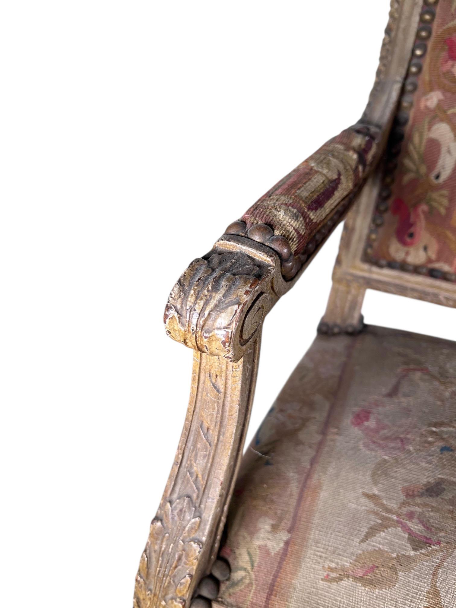 Français Fabuleuse chaise miniature de style Louis XVI avec tapisserie d'origine au petit point en vente