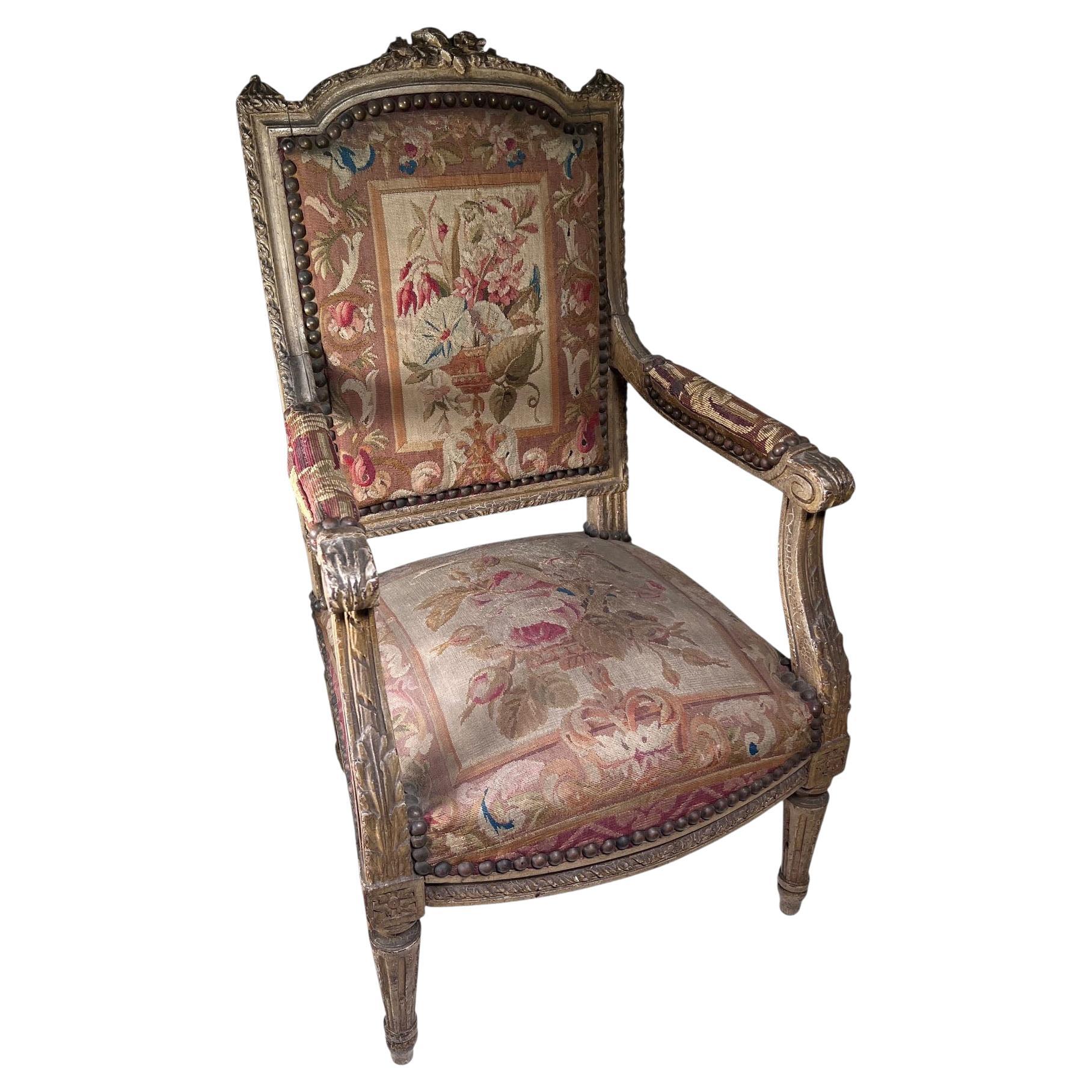 Fabuleuse chaise miniature de style Louis XVI avec tapisserie d
origine au petit point en vente