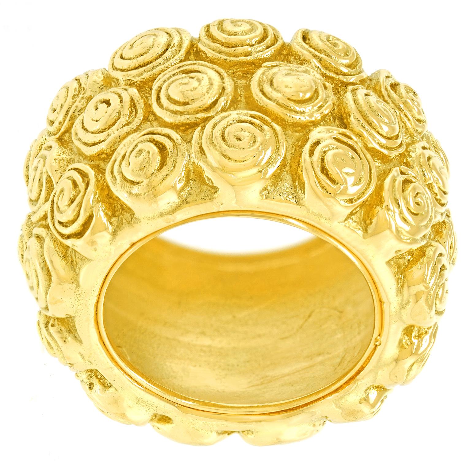 Fabulous Massive Impressive Hyper-Modernist Ring In Excellent Condition For Sale In Litchfield, CT
