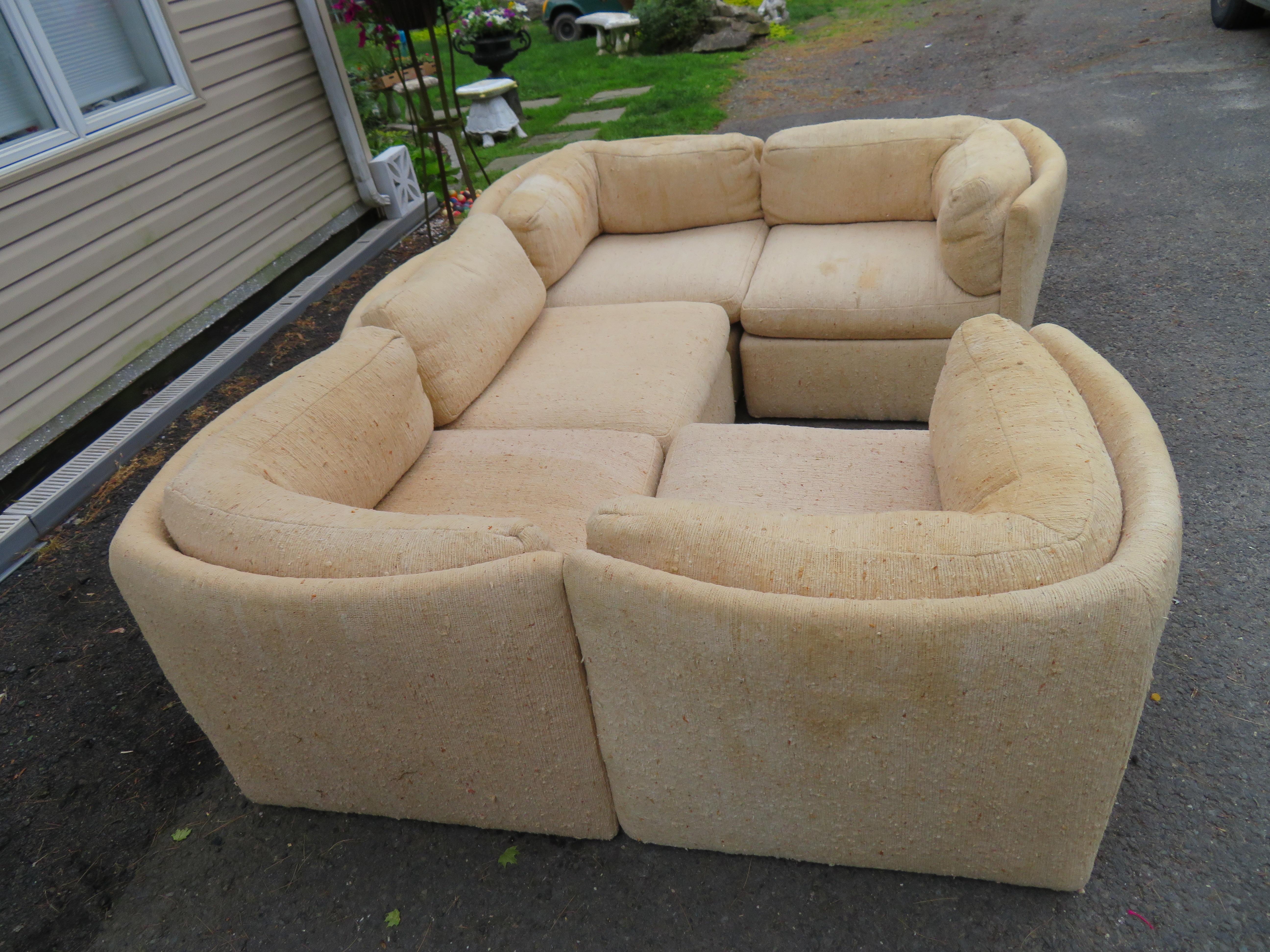 American Fabulous Milo Baughman 5 Piece Curved Back Sectional Sofa Mid-Century Modern For Sale