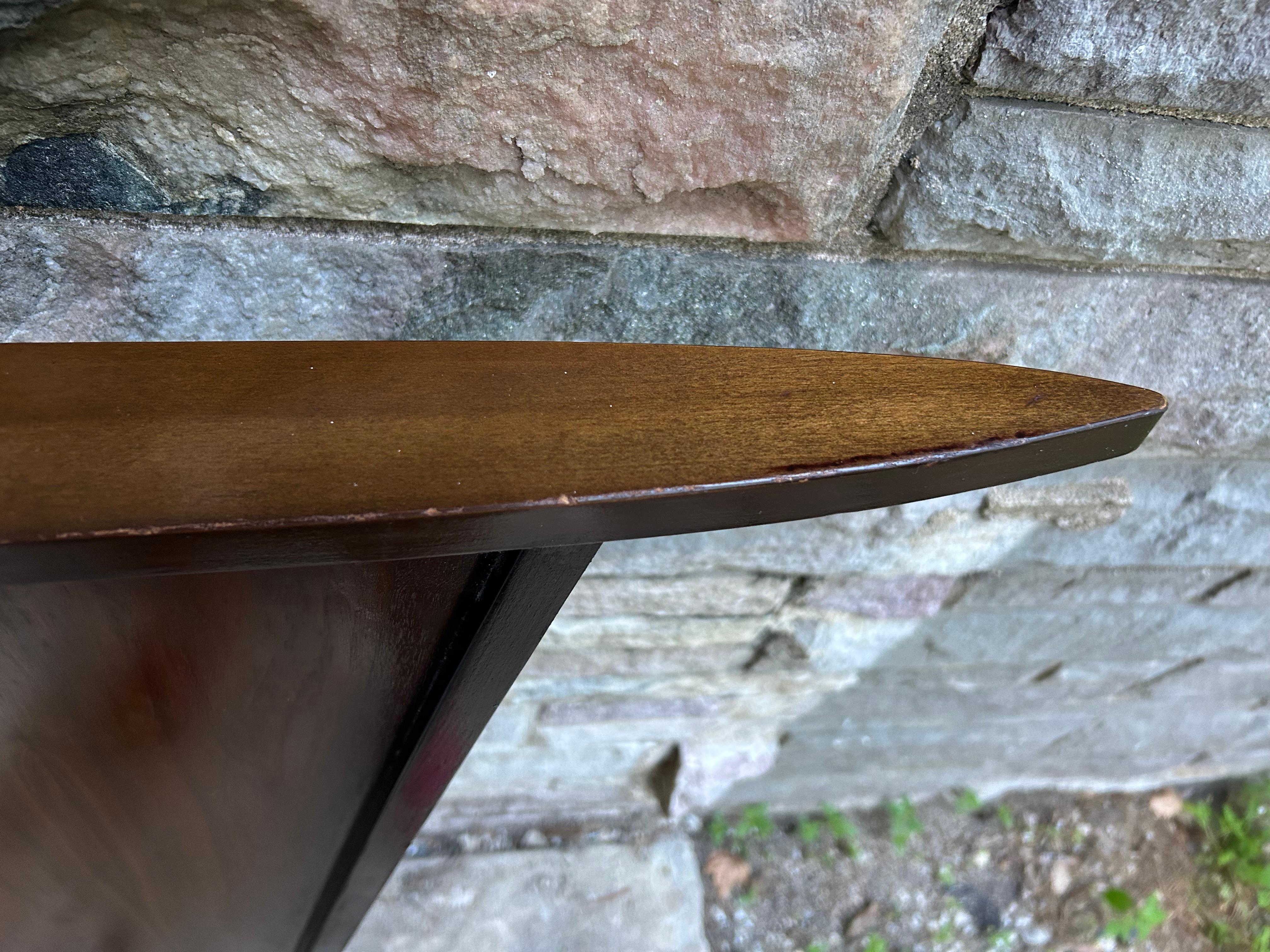 Favolosa testiera illuminata in legno di noce stile Nakashima, metà del secolo scorso. in vendita 4