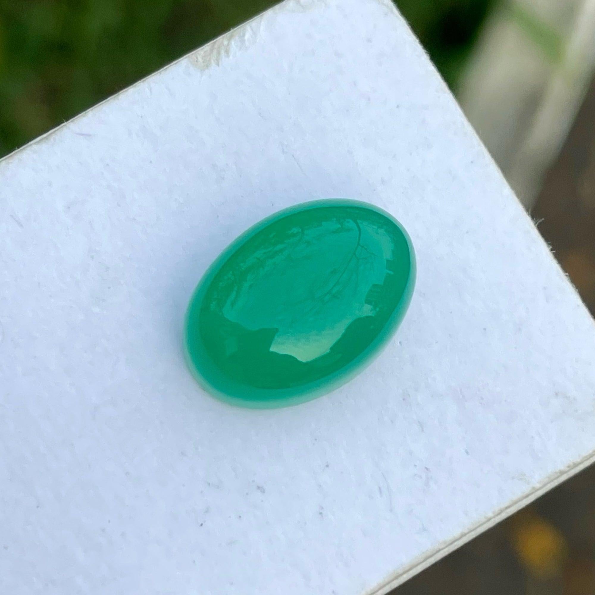 Modern Fabulous Natural Green Agate Gemstone 6.80 Carats Agate Jewelry Agate Stone For Sale
