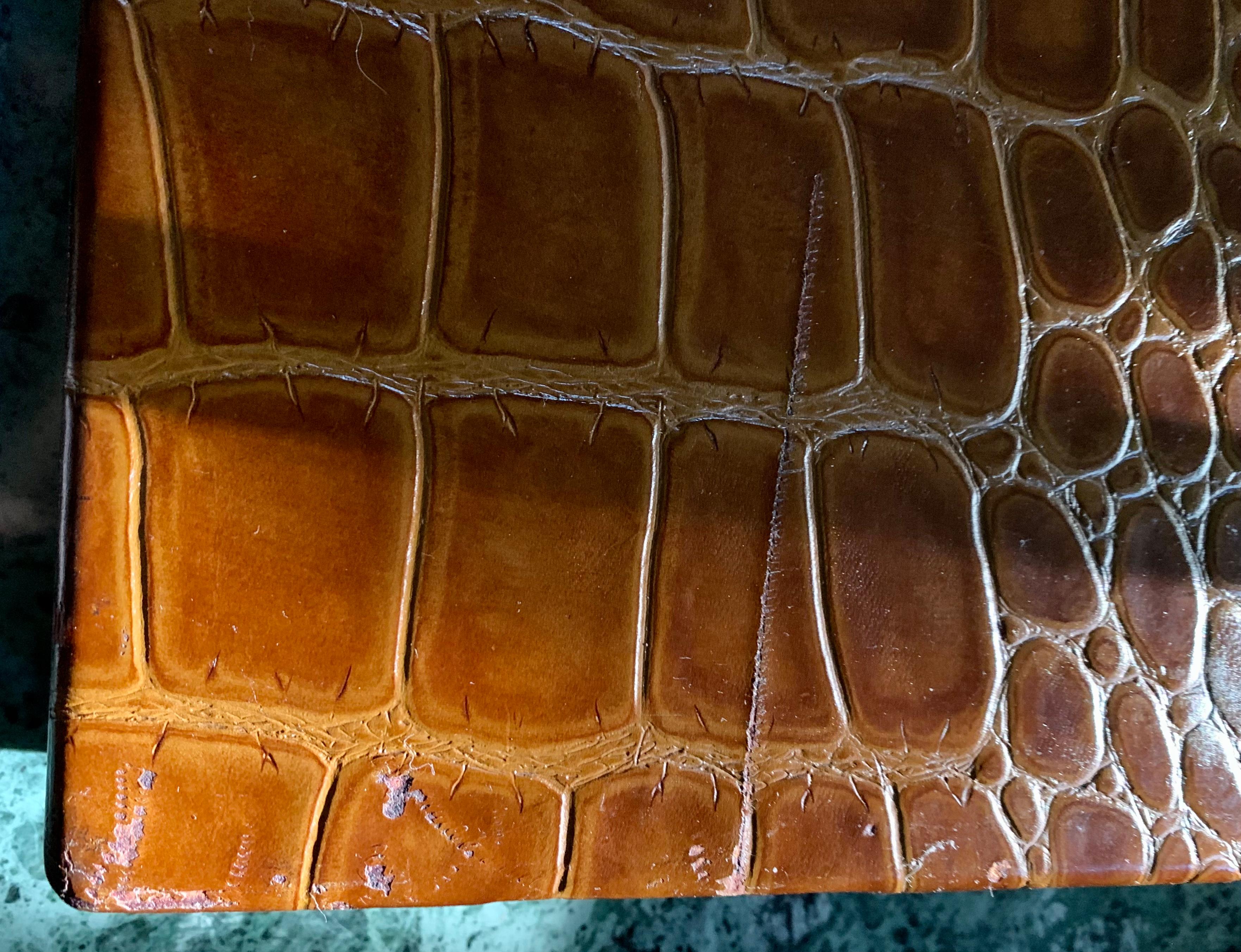 Fabuleux ensemble de backgammon surdimensionn en cuir cognac  motif d'alligator vintage 7