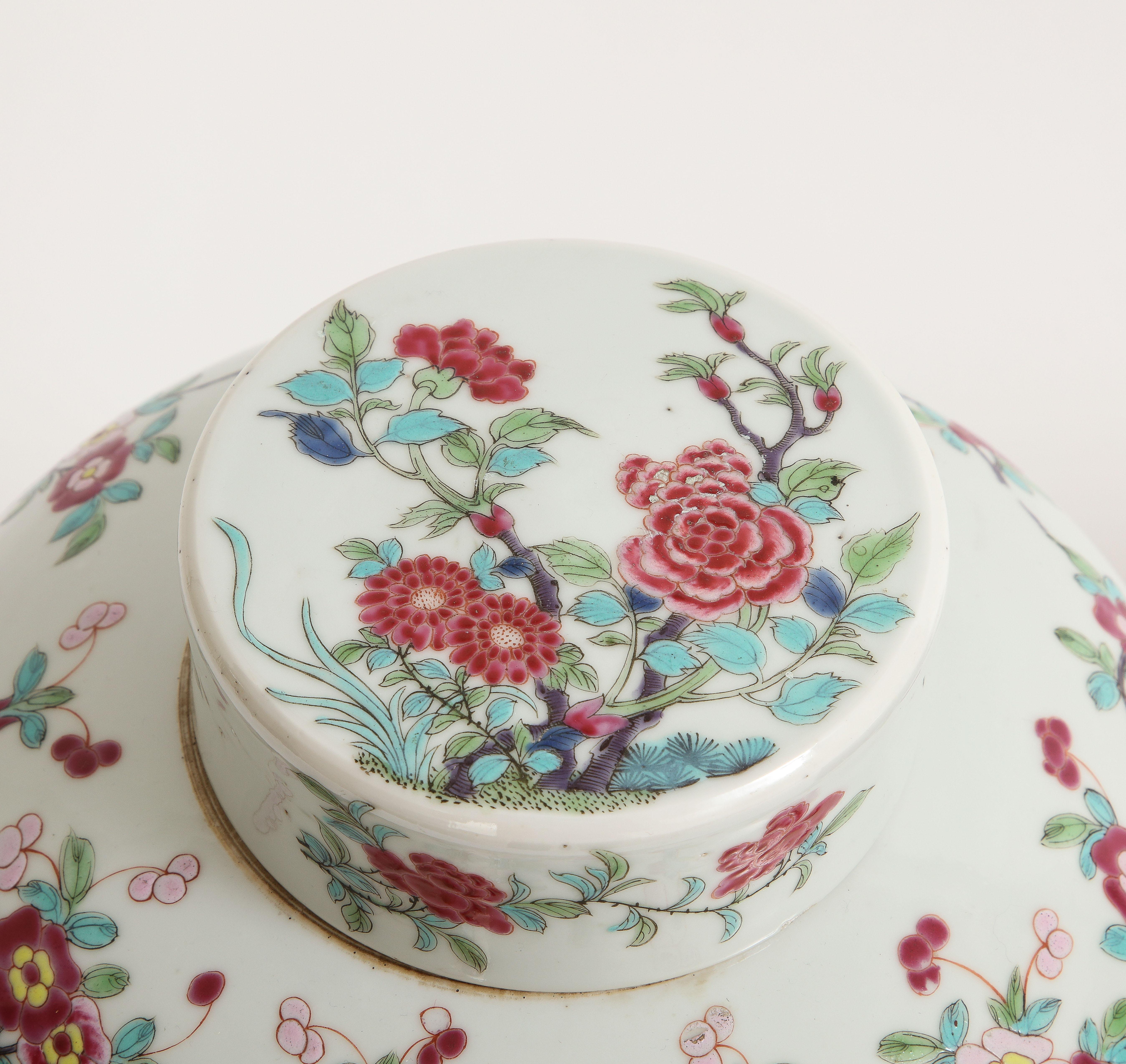 Fabulous pair of Chinese Famille Rose Porcelain Ginger Jars, Early 1800s For Sale 4