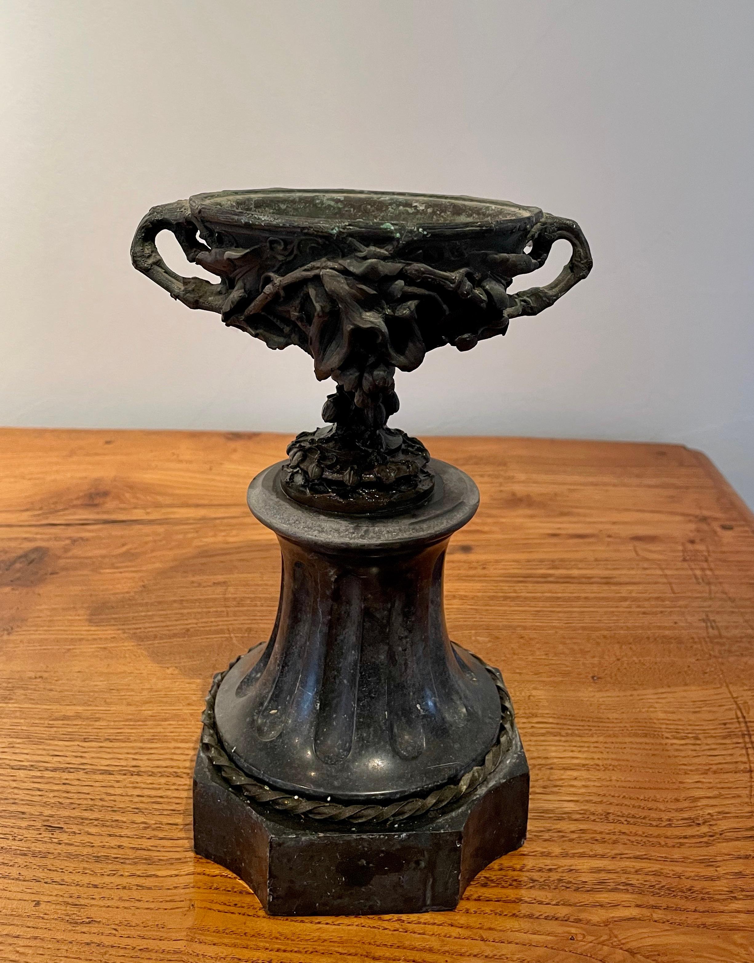 Fabulous Pair of French 19th Century Bronze and Marble Garniture Urns For Sale 3