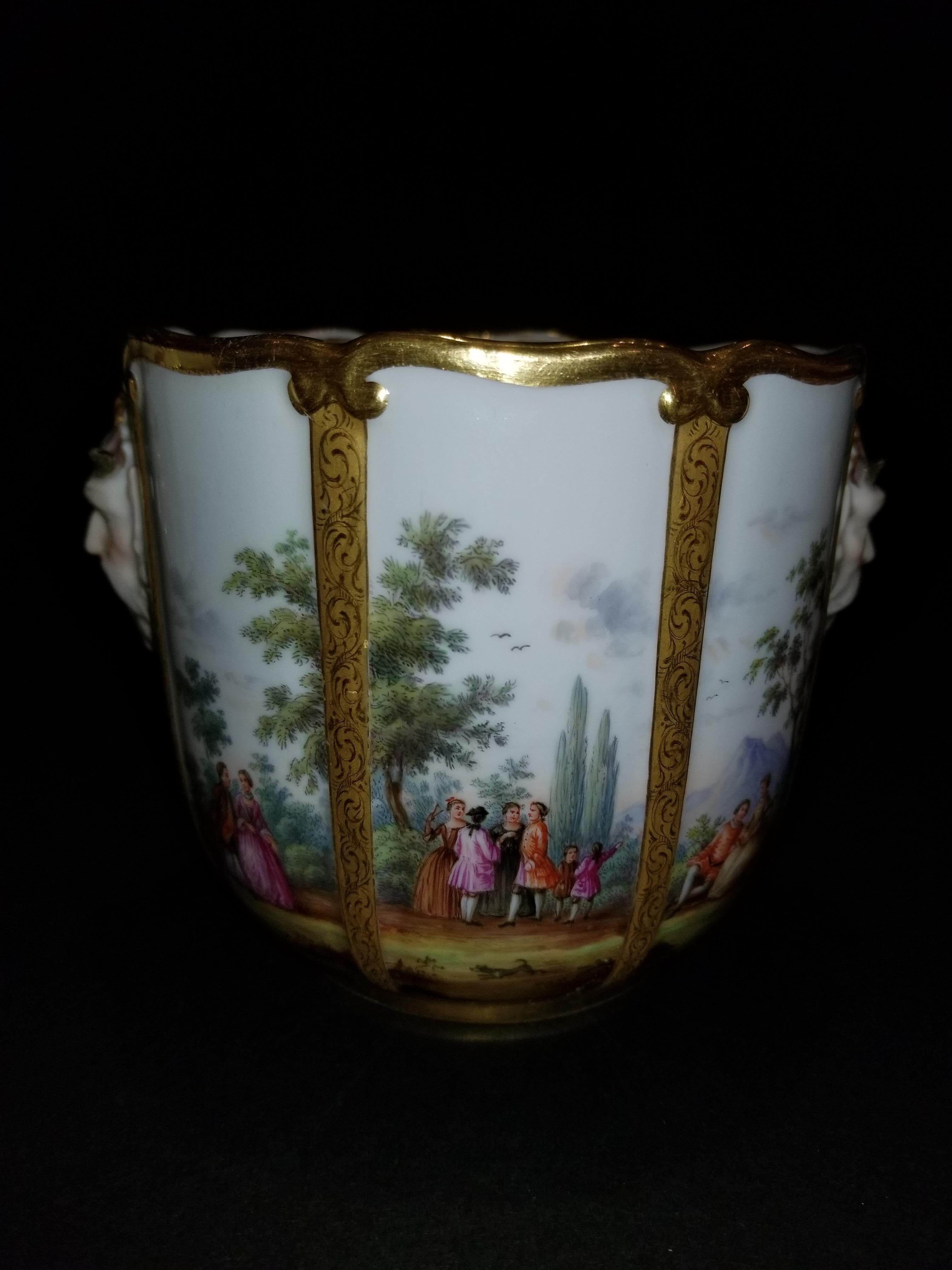 Louis XVI Fabulous Pair of Meissen Porcelain Glass Coolers/Cachepots For Sale