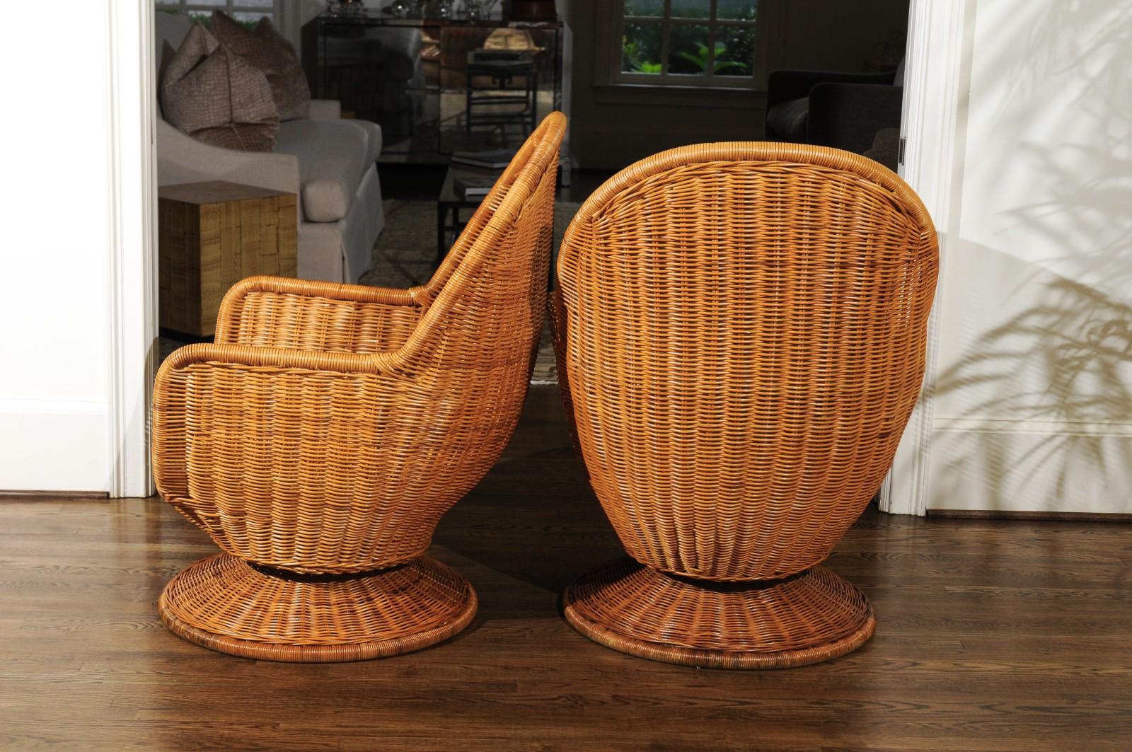Fabulous Pair of Wicker Egg Swivel Club Chairs, circa 1975 4