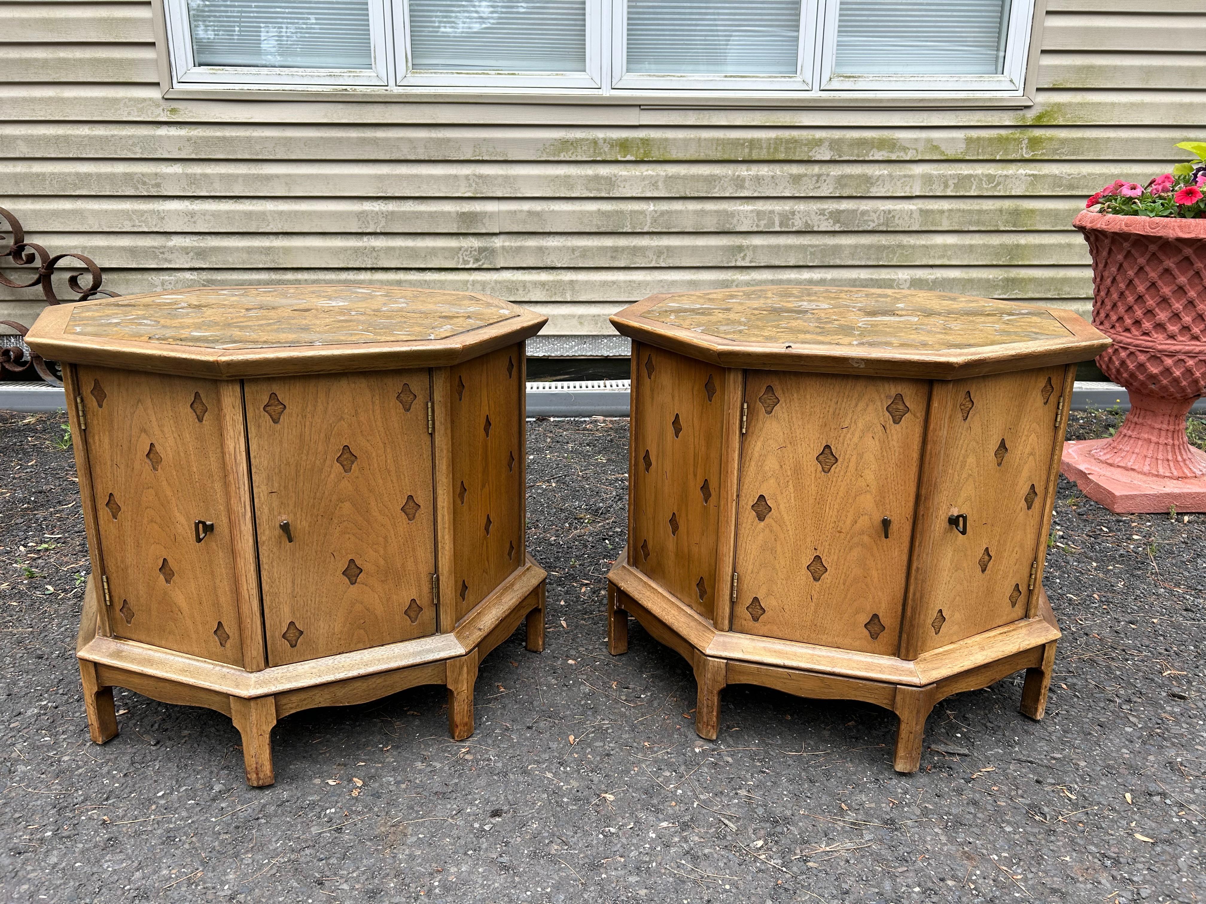 Fabulous pair of Tomlinson Sophisticate style drum end tables.  These are beyond fabulous with unusual caramel colored marble tops and fantastic storage spaces underneath.  We just love everything about these vintage end tables and so will you. 