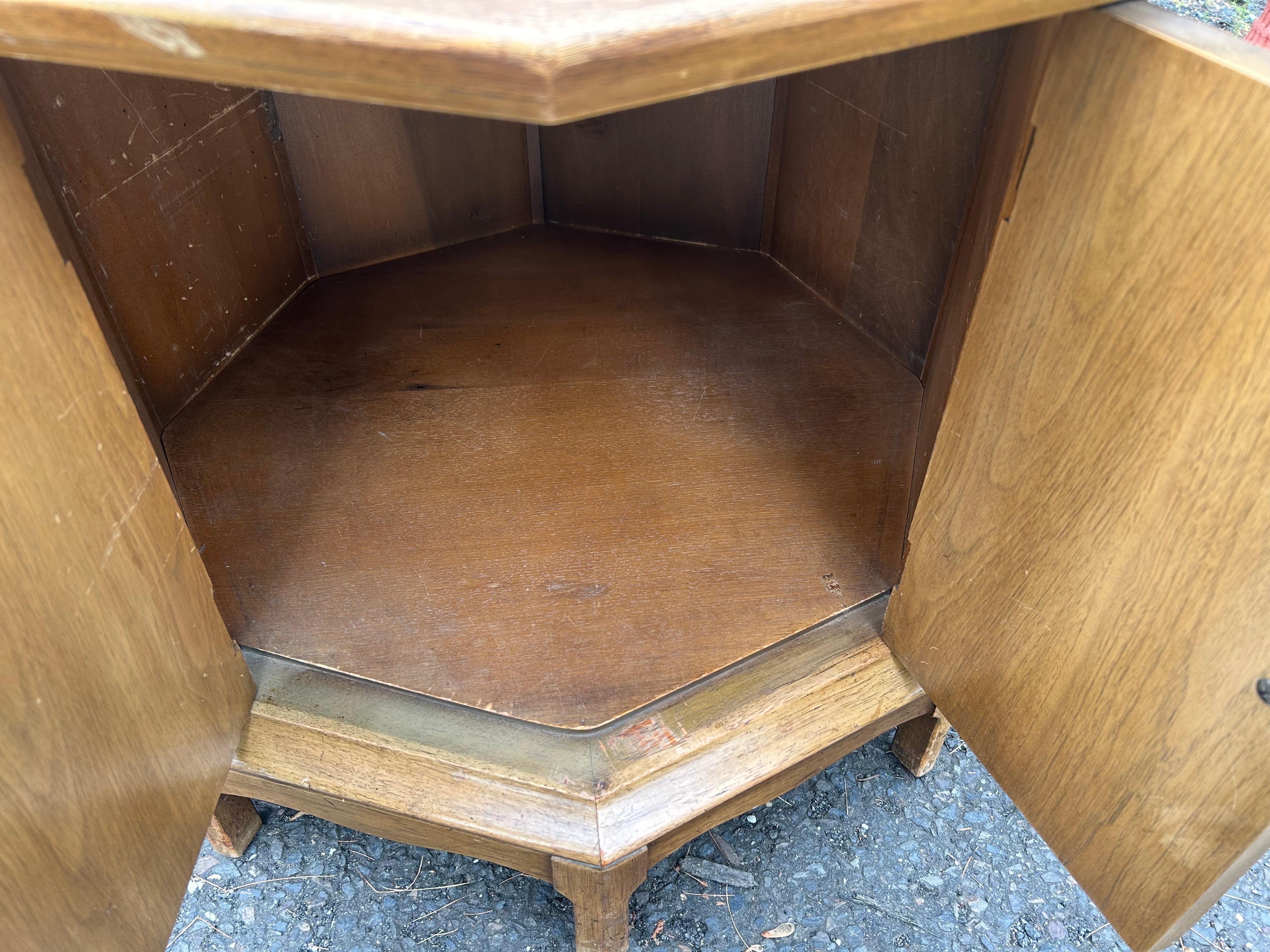 Marble Fabulous Pair Tomlinson Sophisticate style Octagon Drum End Table Mid-century For Sale
