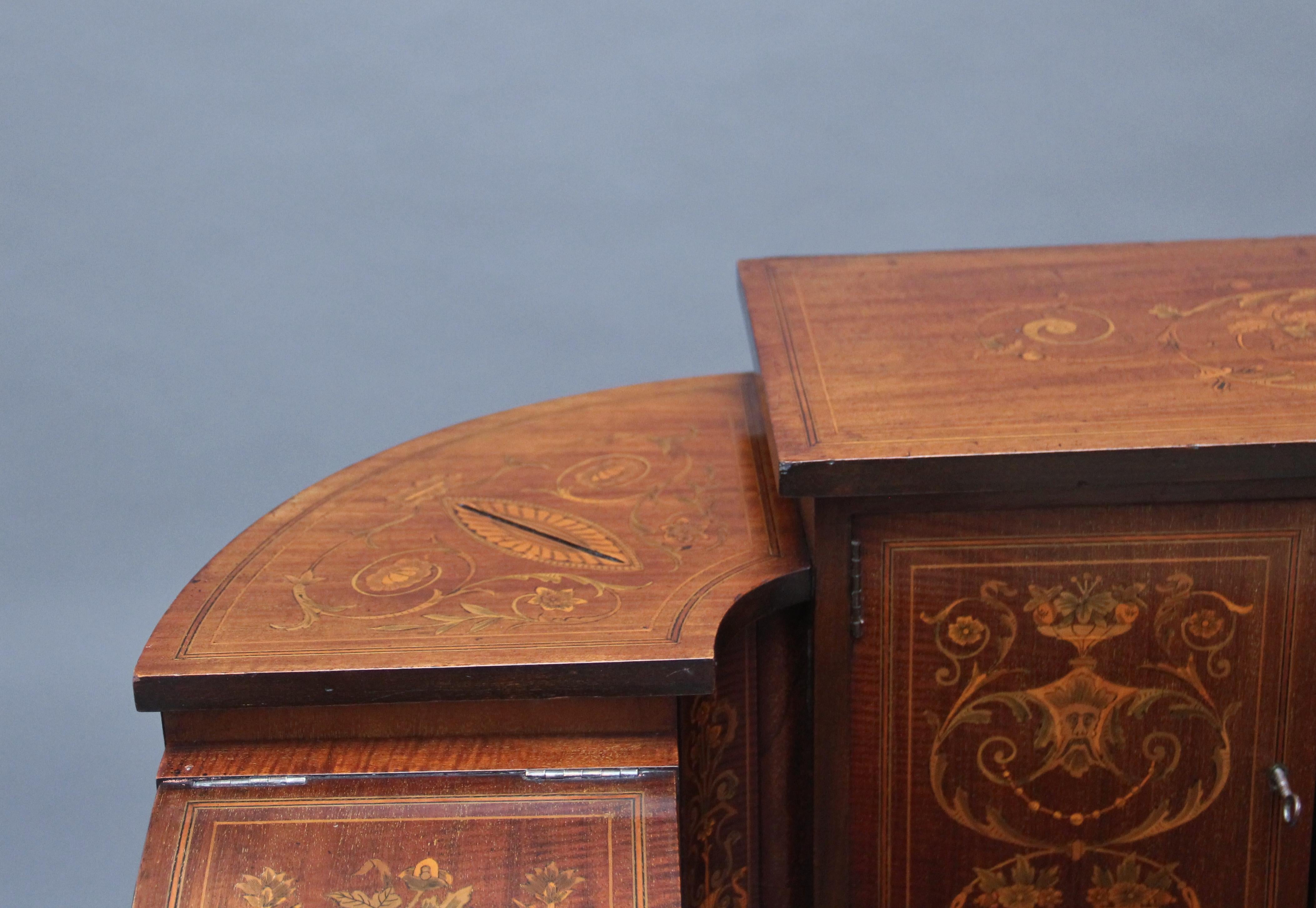 Carlton House-Schreibtisch aus Mahagoni mit Intarsien in fabelhafter Qualität aus dem frühen 20. Jahrhundert im Angebot 4
