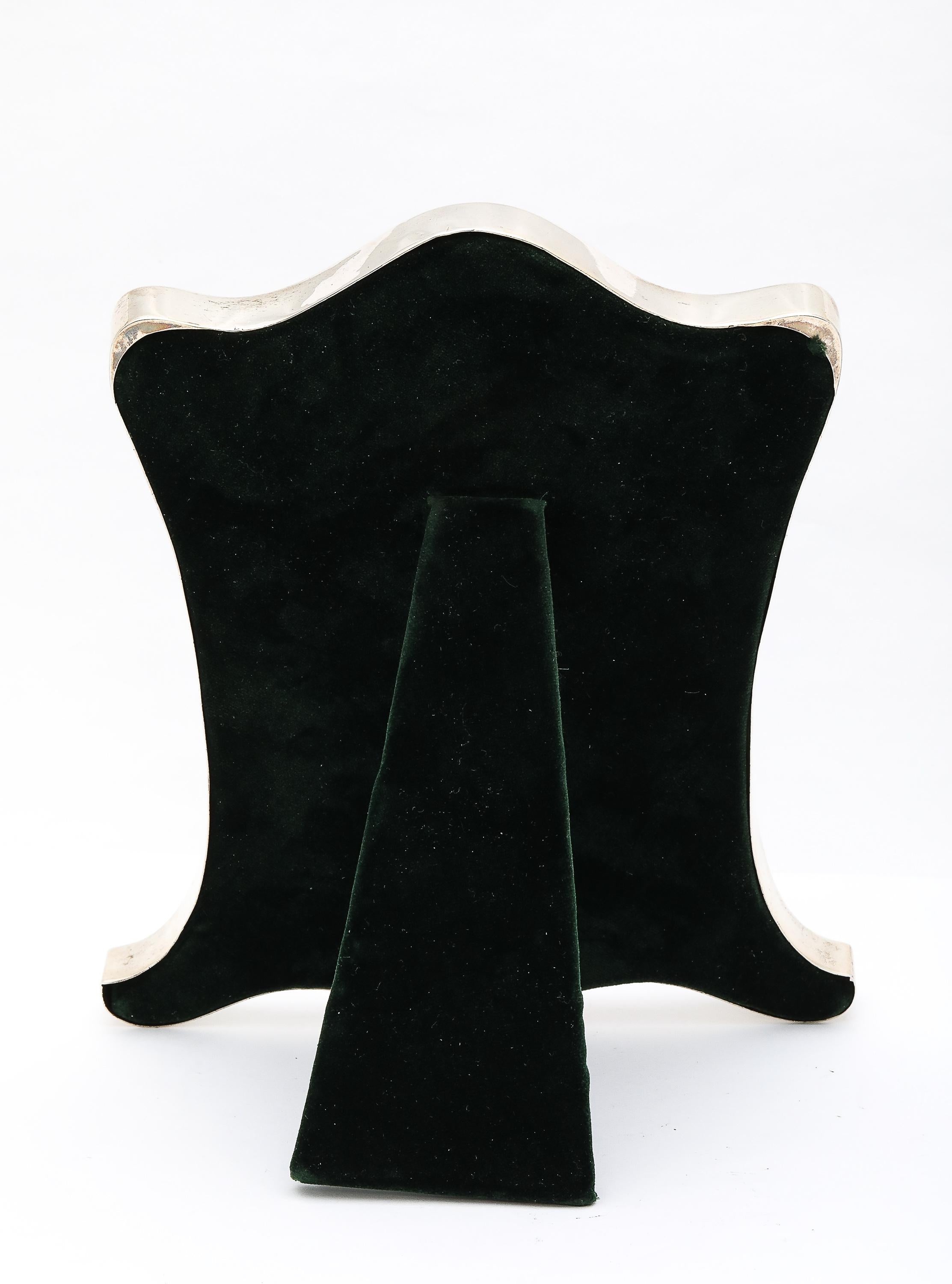 Fabulous Rare Art Nouveau Period Sterling Silver Picture Frame im Angebot 4