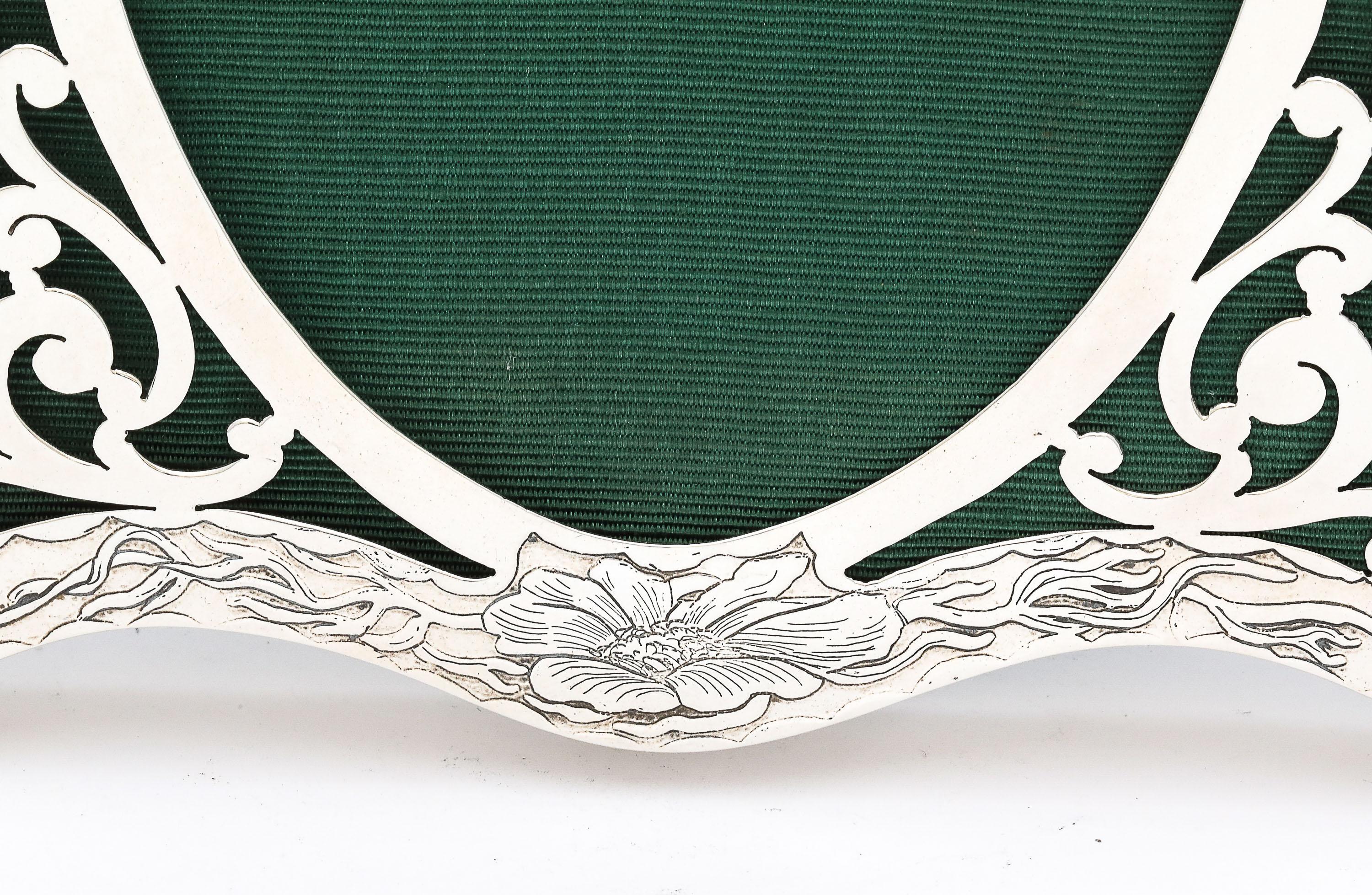 Fabulous Rare Art Nouveau Period Sterling Silver Picture Frame im Angebot 1