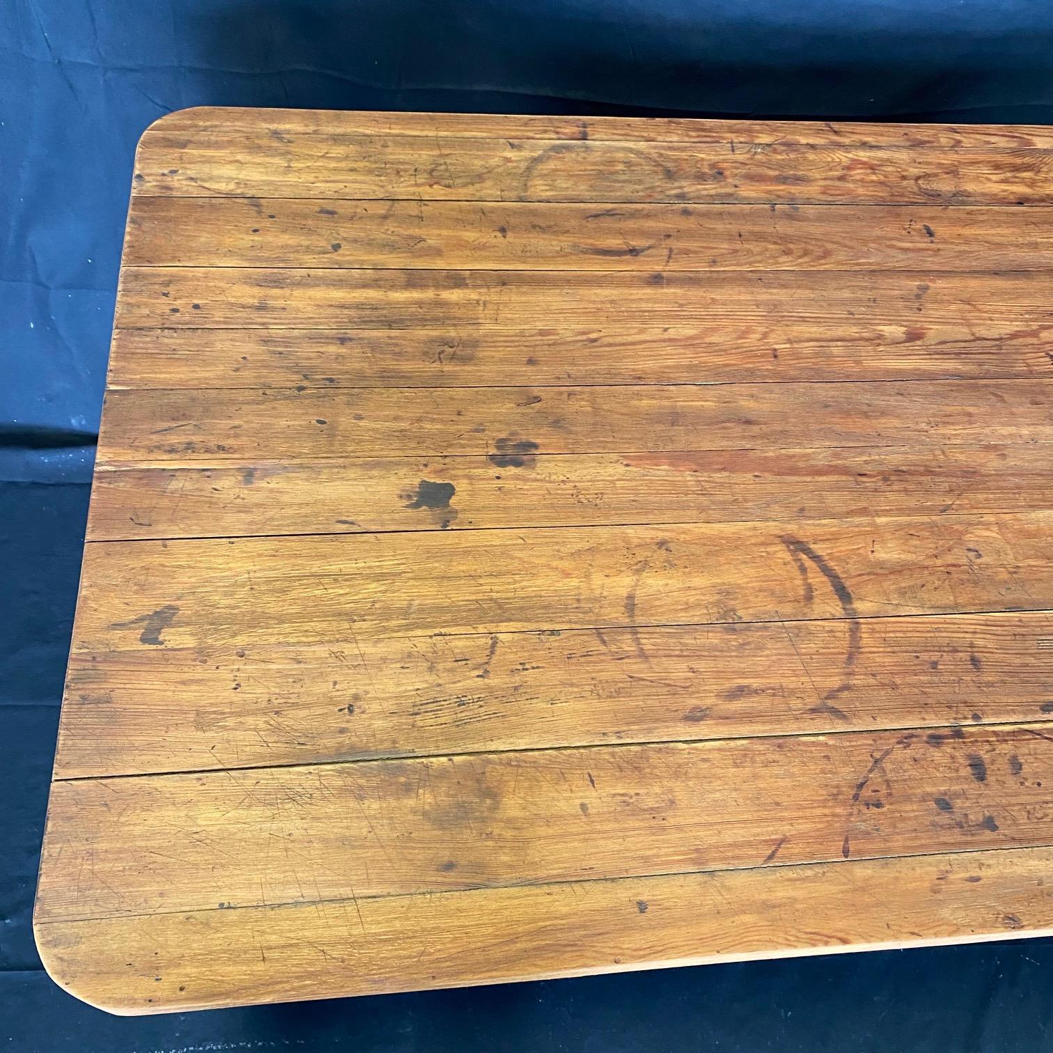 Fabulous Red Painted 19th Century Rustic Pine Farmhouse Dining Table or Desk For Sale 4