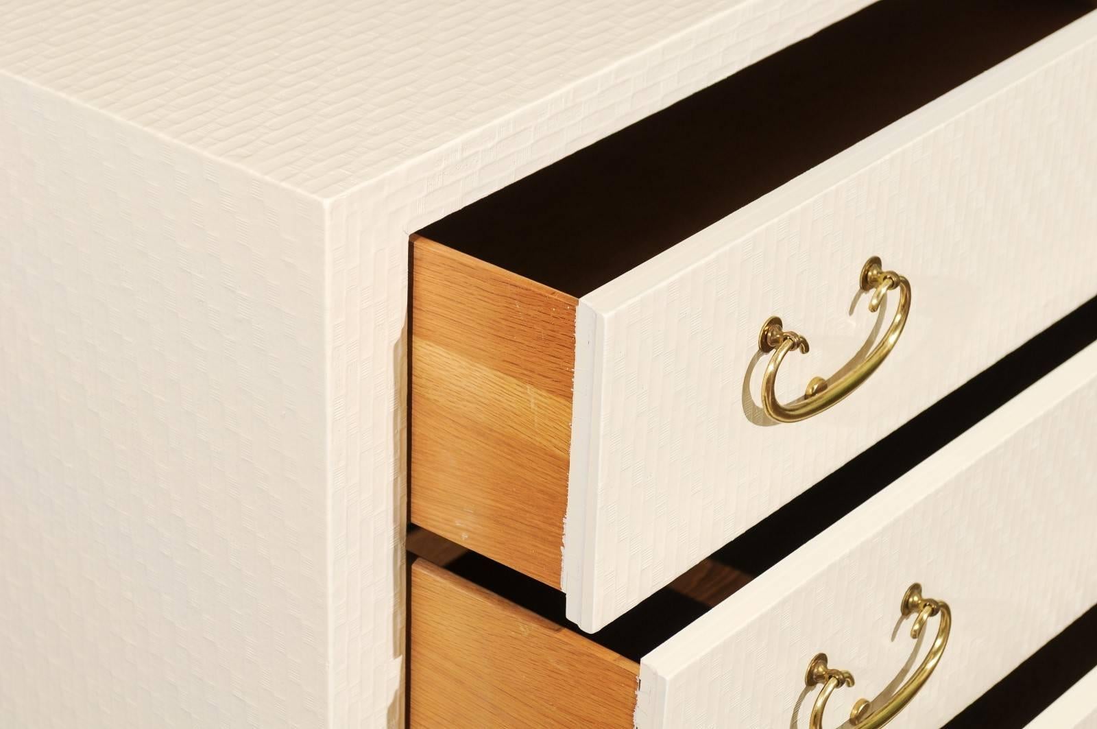Late 20th Century Fabulous Restored Pair of Vintage Cream Raffia Chests by Baker, circa 1975 For Sale