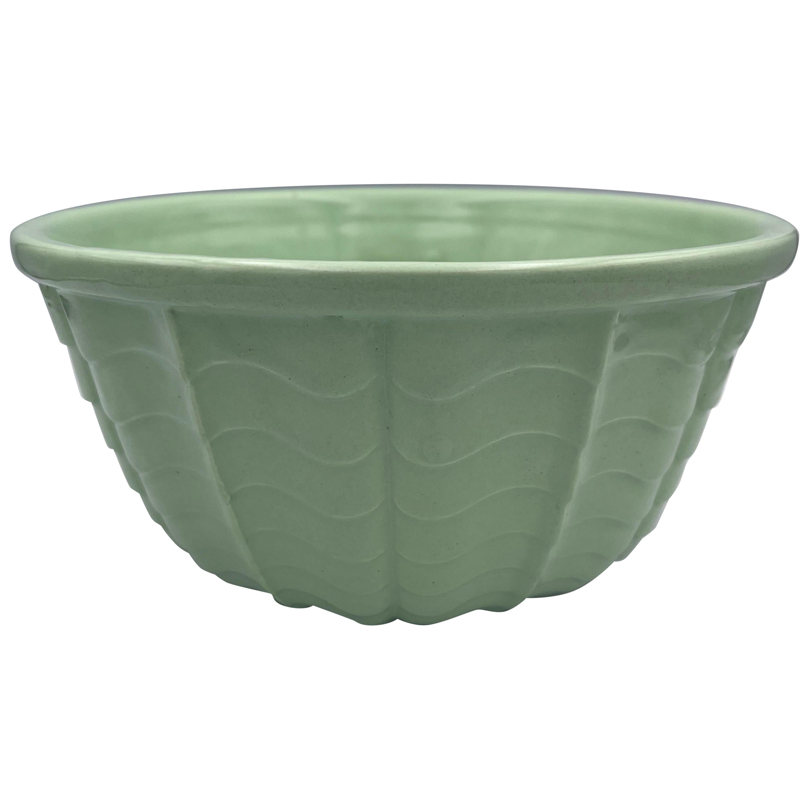 Favolosa ciotola a onda ondulata in ceramica di Roseville Art Deco degli anni '30 in Greene & Greene in vendita