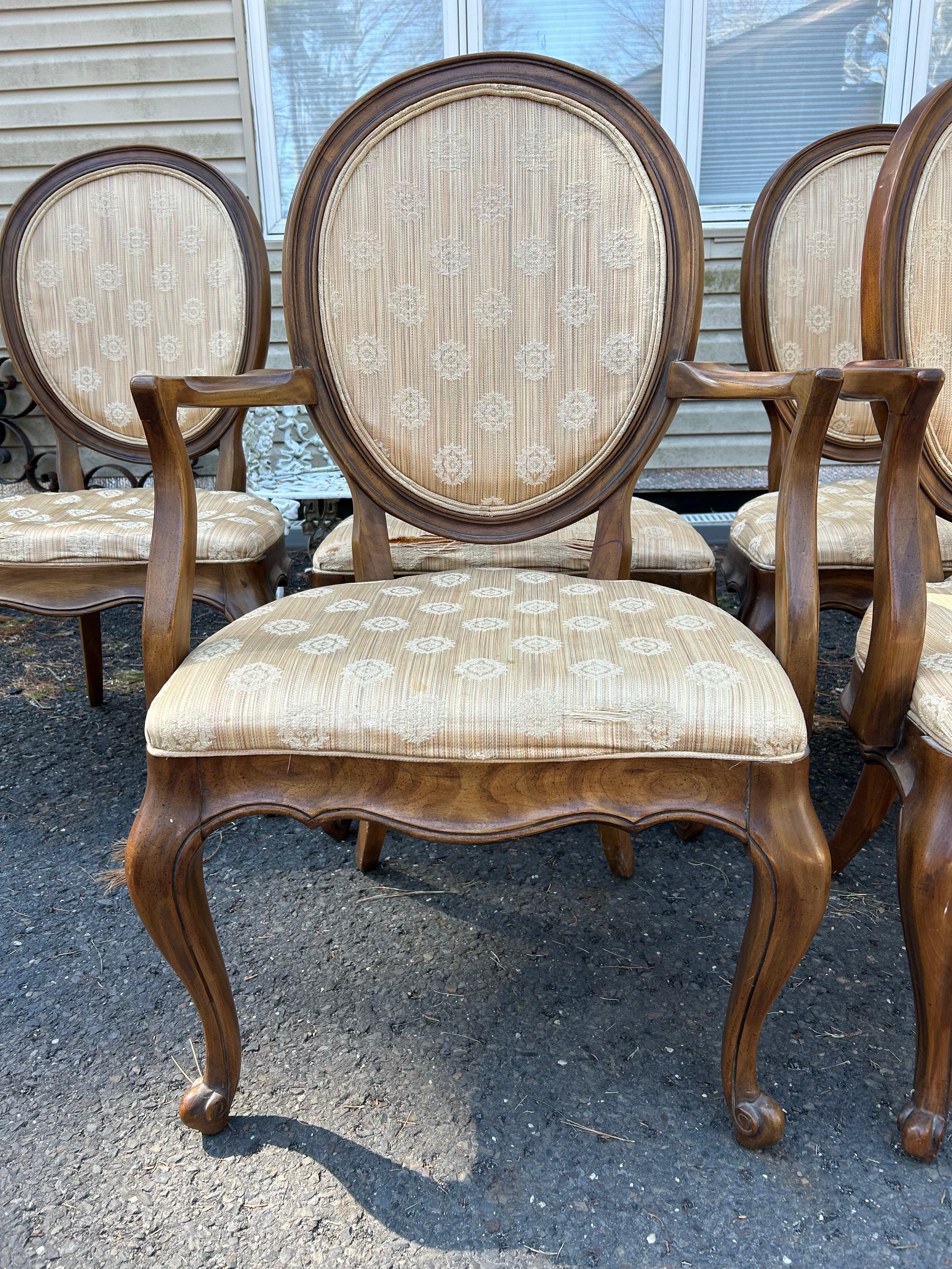 American Fabulous Set 6 Balloon Back Cabriole Leg Dining Chairs Queen Anne style For Sale
