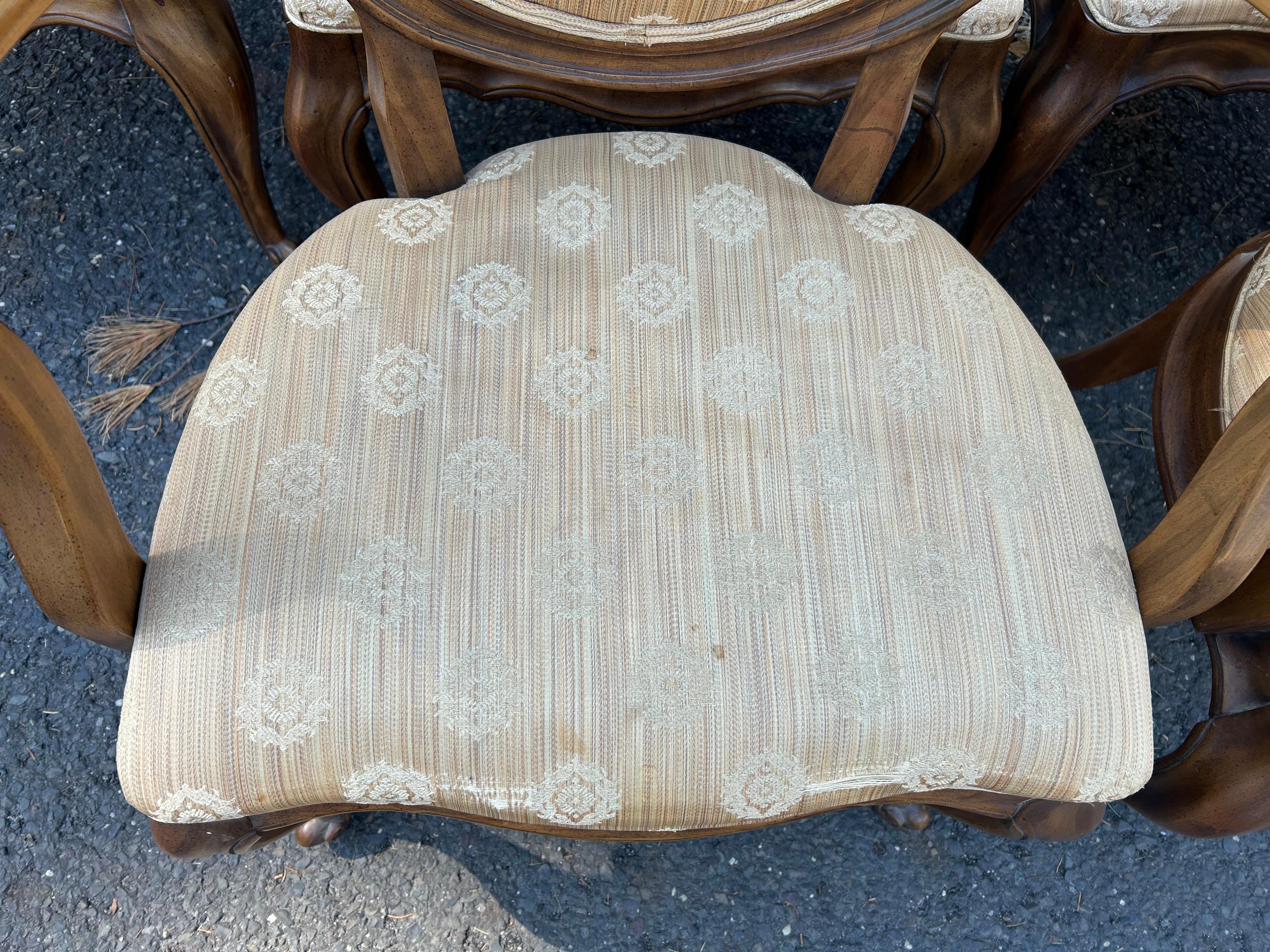Fabulous Set 6 Balloon Back Cabriole Leg Dining Chairs Queen Anne style For Sale 1