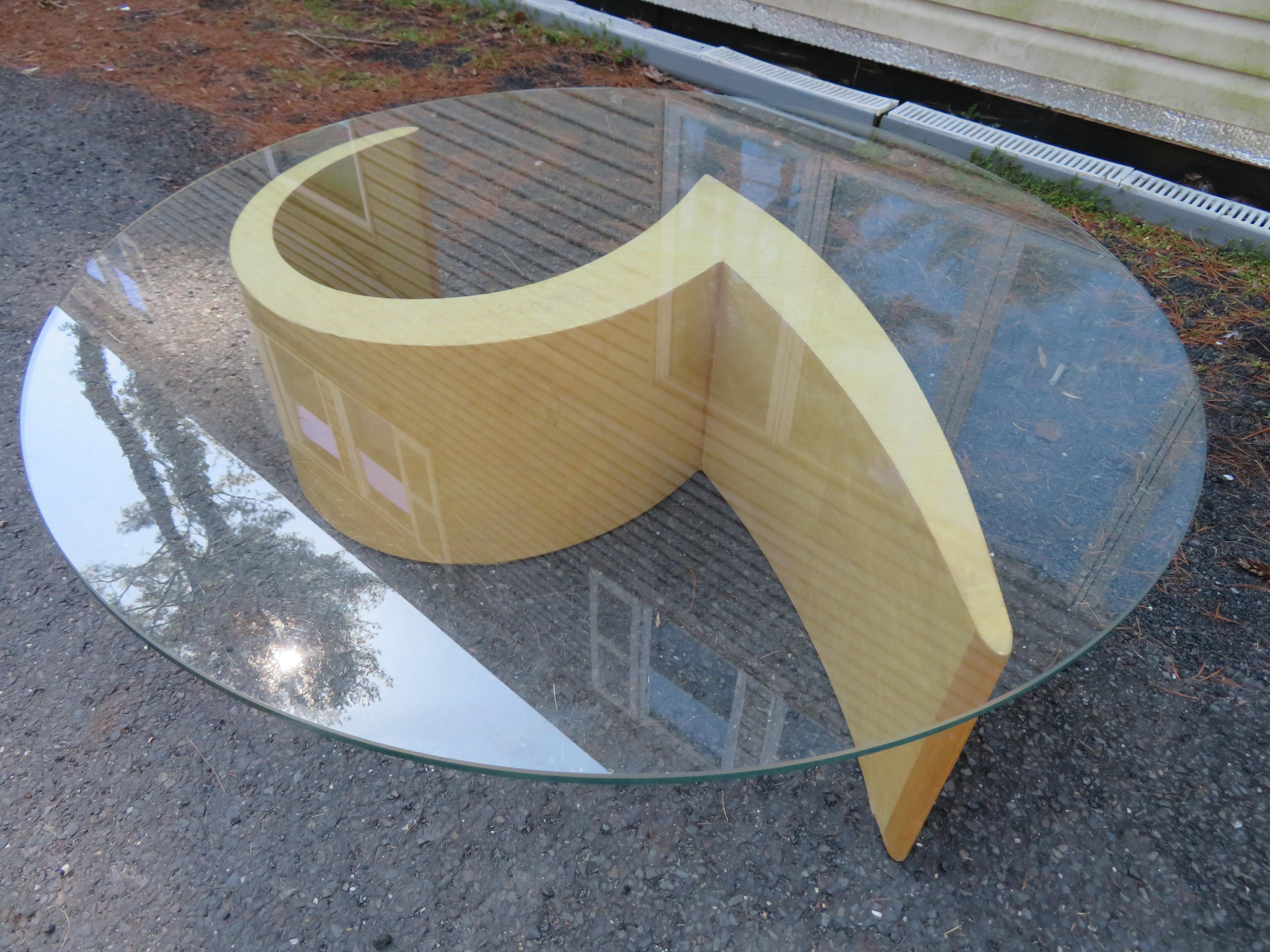 Fabulous Swirl Coffee Table Vladimir Kagan Design Group, USA, circa 2008 For Sale 5