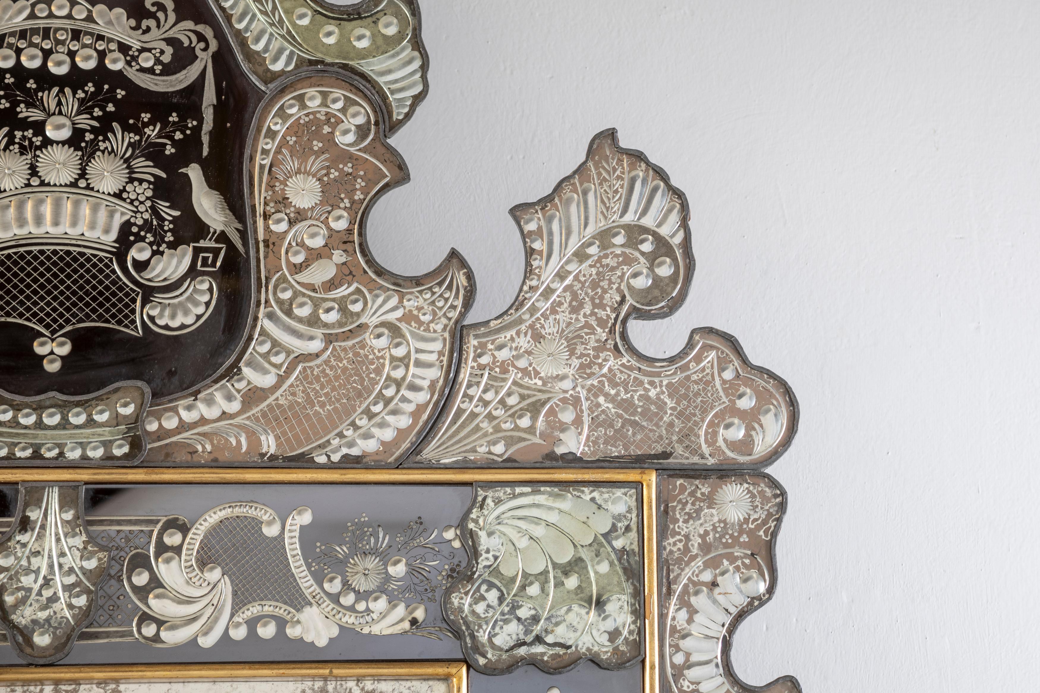 Fabulous Venetian Liberty Etched Murano Glass Mirror Vidrio soplado en venta