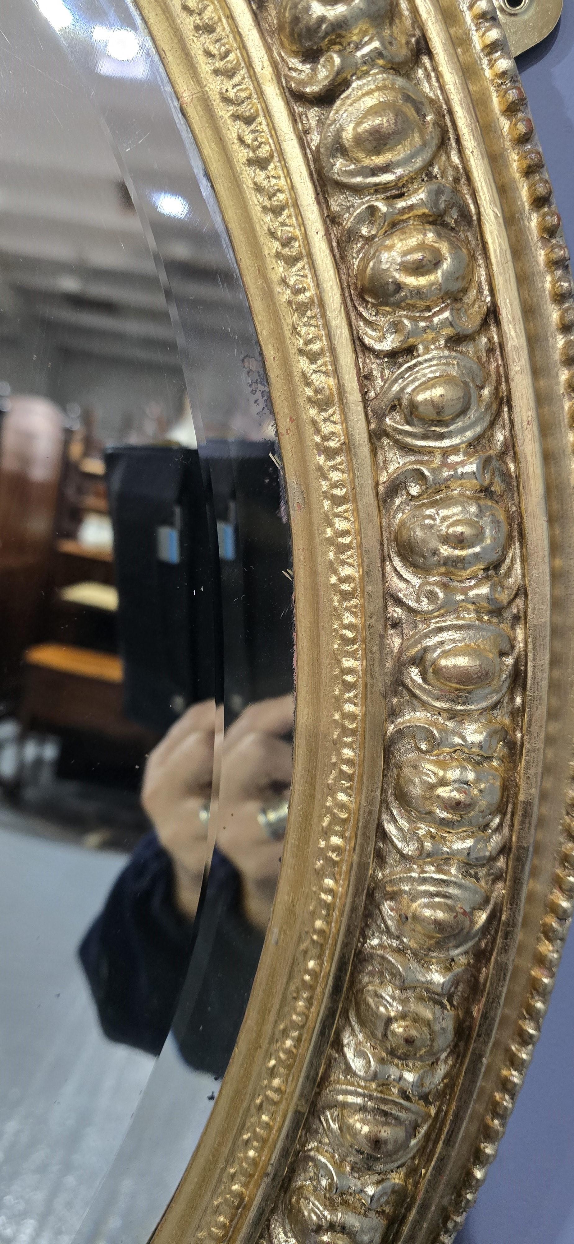 Fabuleux miroir ovale doré victorien Bon état - En vente à Swadlincote, GB
