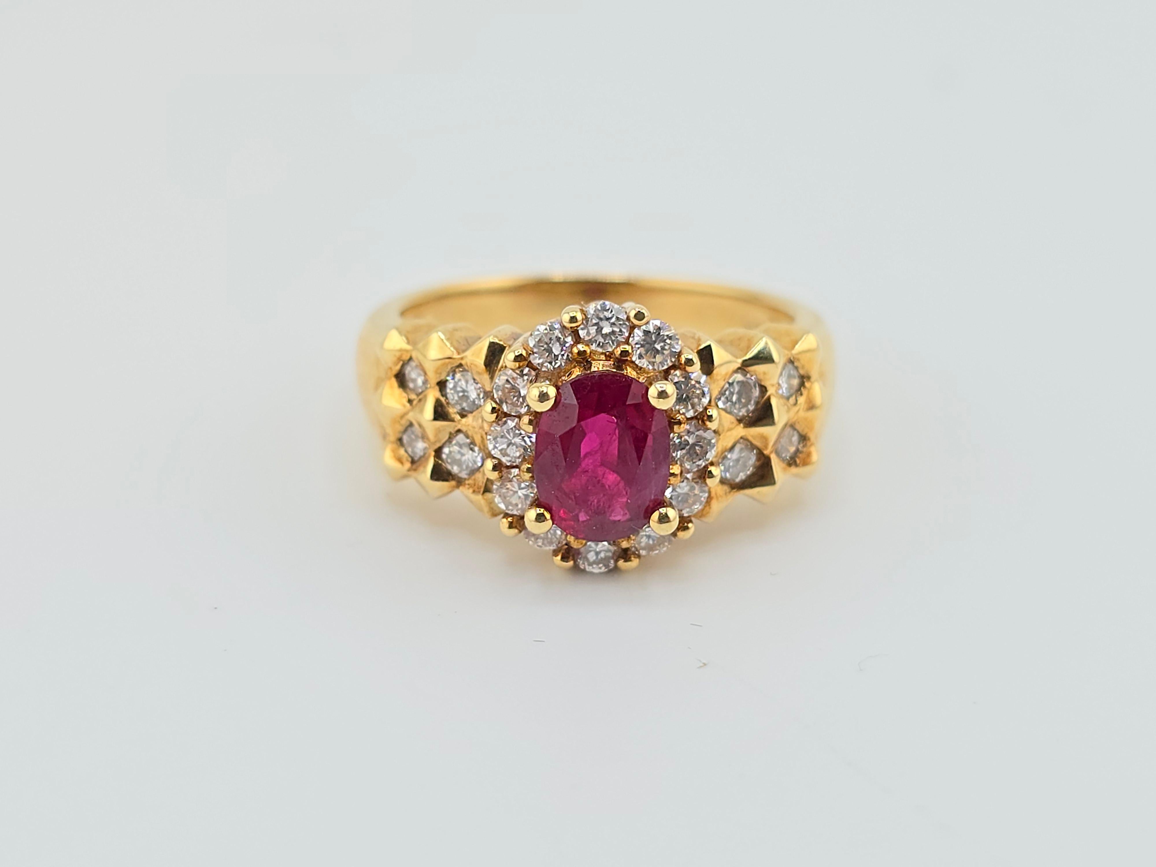 Fabulous Vivid Ruby & Diamond 18K Yellow Gold Ring Gorgeous Diamonds For Sale 1