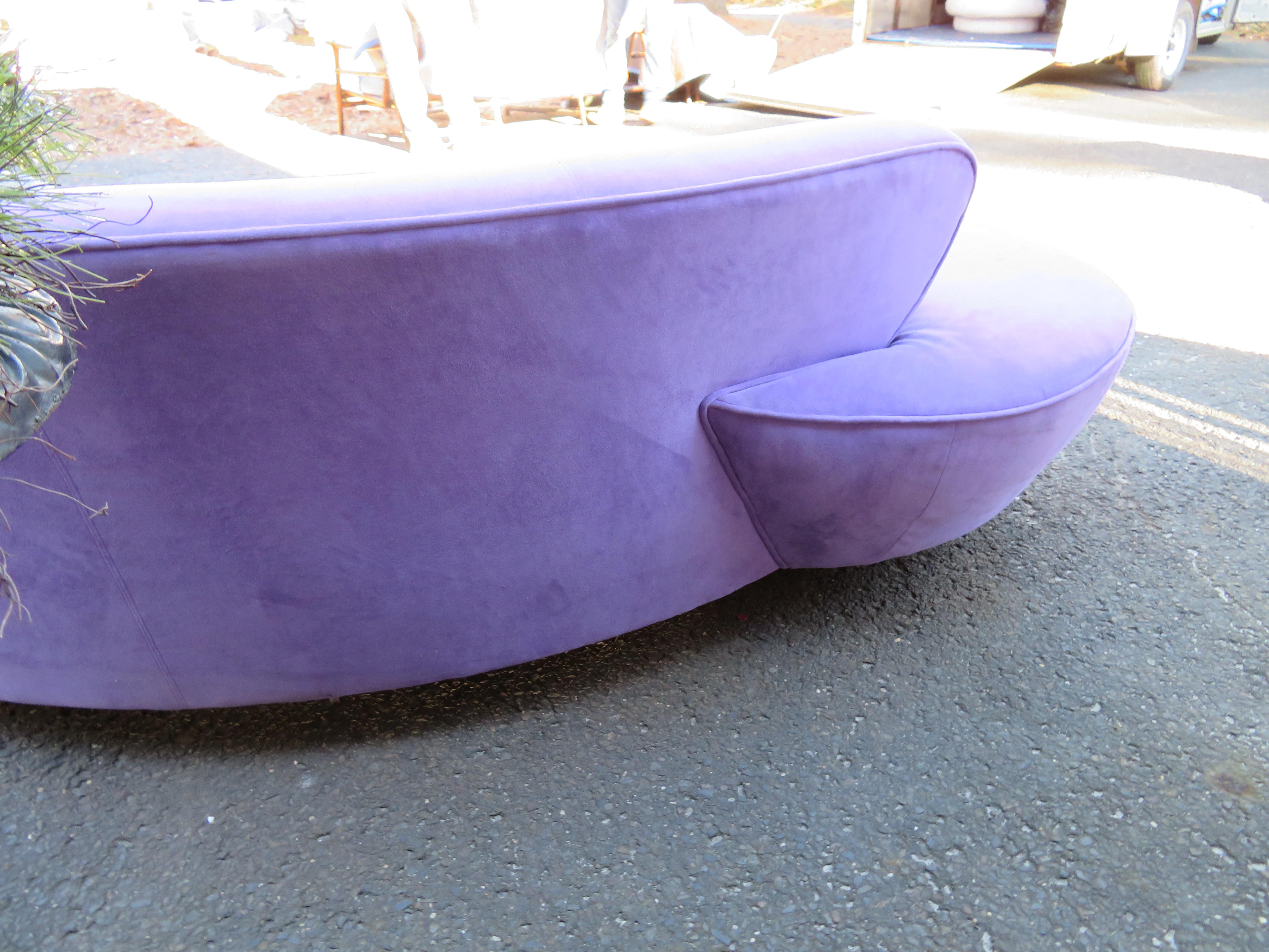 Late 20th Century Fabulous Vladimir Kagan Curved Cloud Sofa Directional with Lucite Support