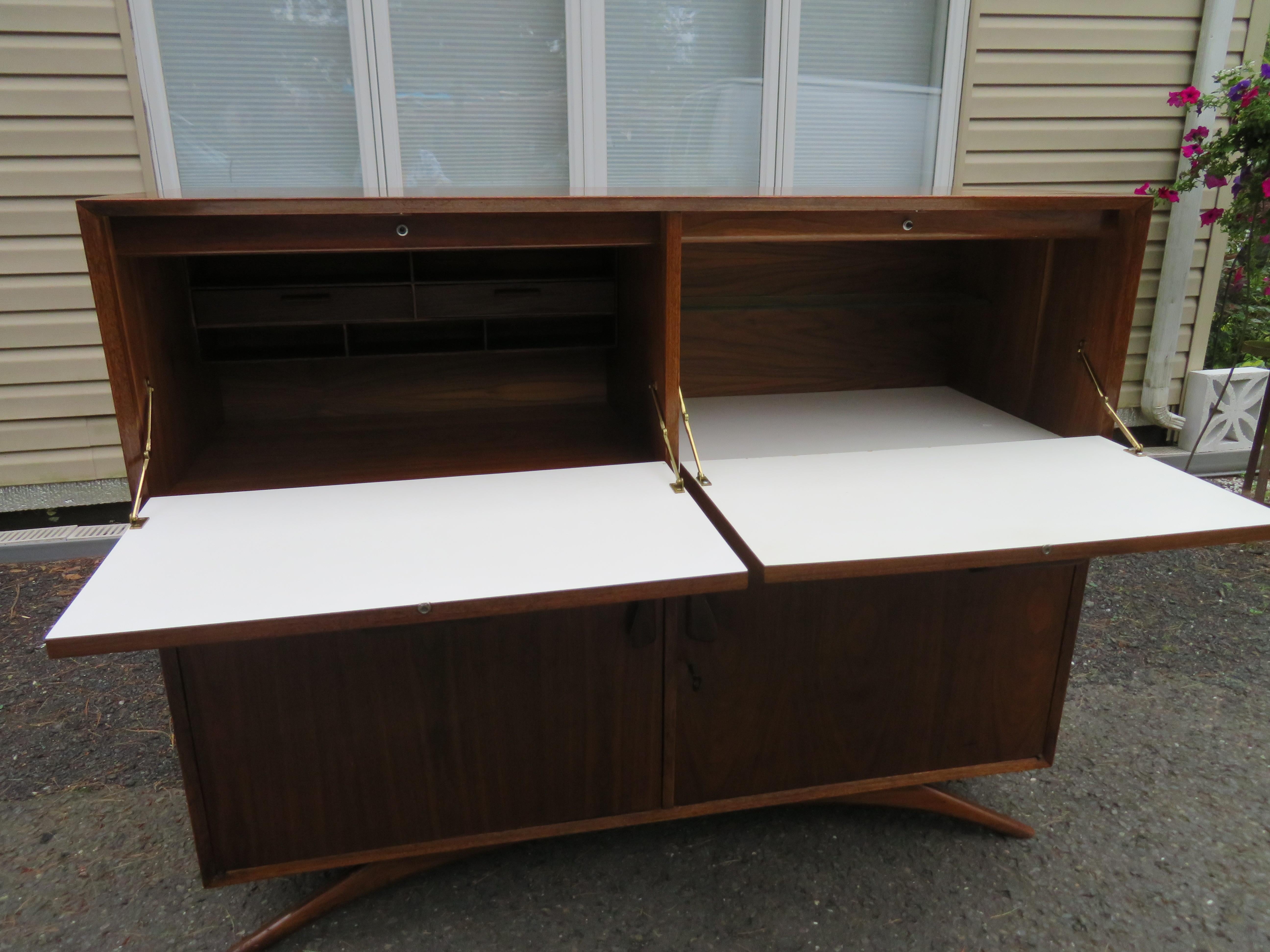 Mid-20th Century Fabulous Grosfeld House Style Splayed Legs Bar Desk Cabinet Mid-Century Modern For Sale