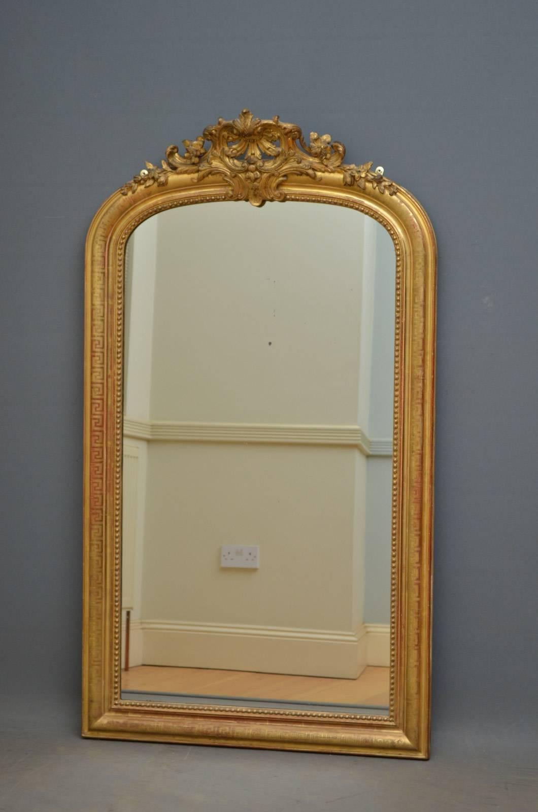 Sn4330 Fine giltwood pier mirror with elegant cartouche to centre and original mirror plate with some foxing with Greek key decorated frame, all in excellent original condition throughout. This antique mirror is ready to place at home, circa