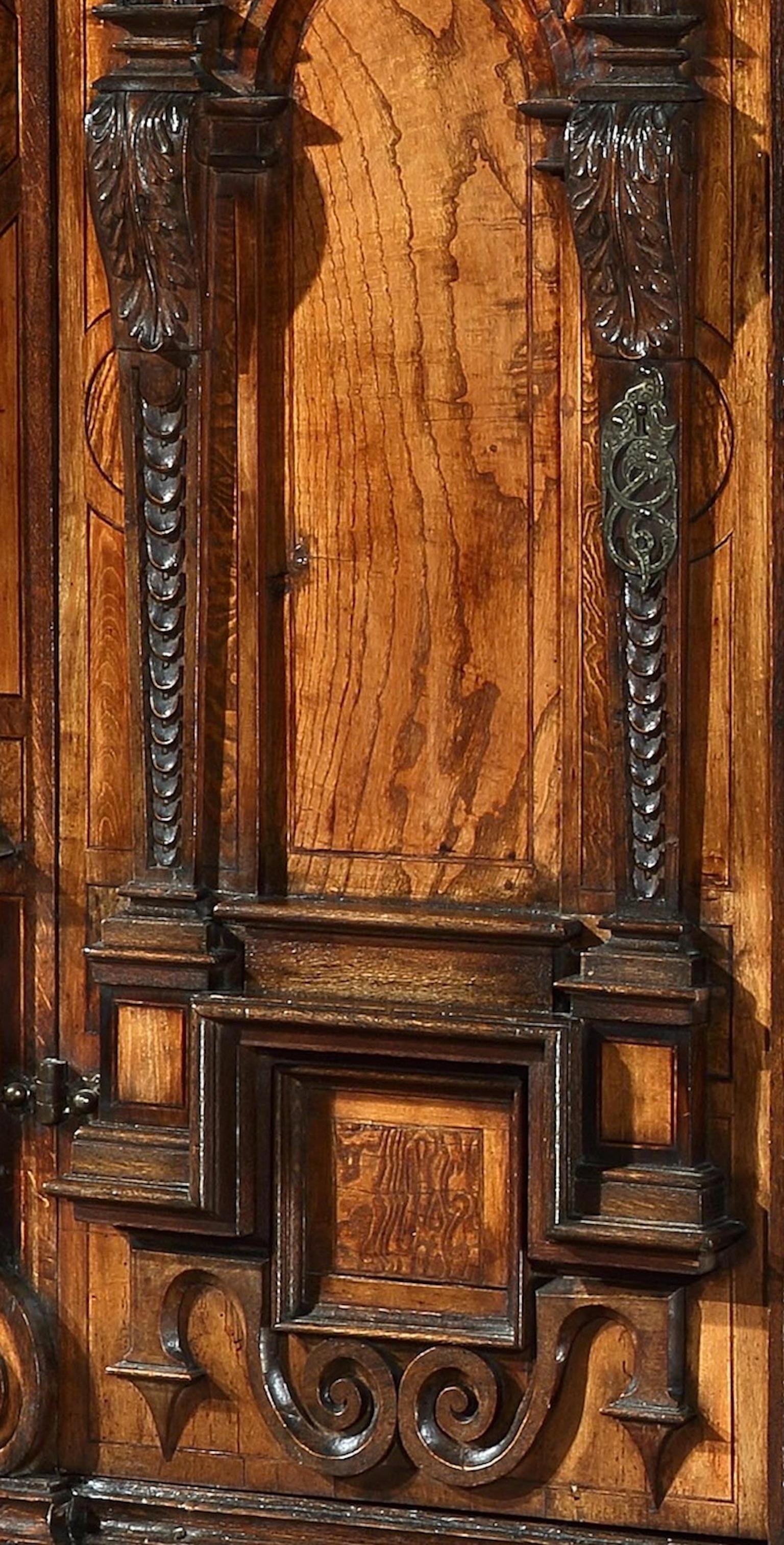 Facade Cabinet Fassadenschrank Cupboard Wardrobe Renaissance German Walnut Elm 3