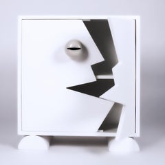 Faccione, mobile occhialuto in Wood laccato e ceramica di Ennio Nonni