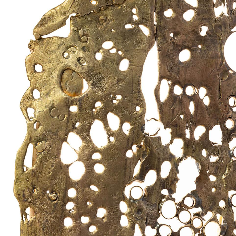 Face Bronze Wall Lamp In New Condition For Sale In Paris, FR