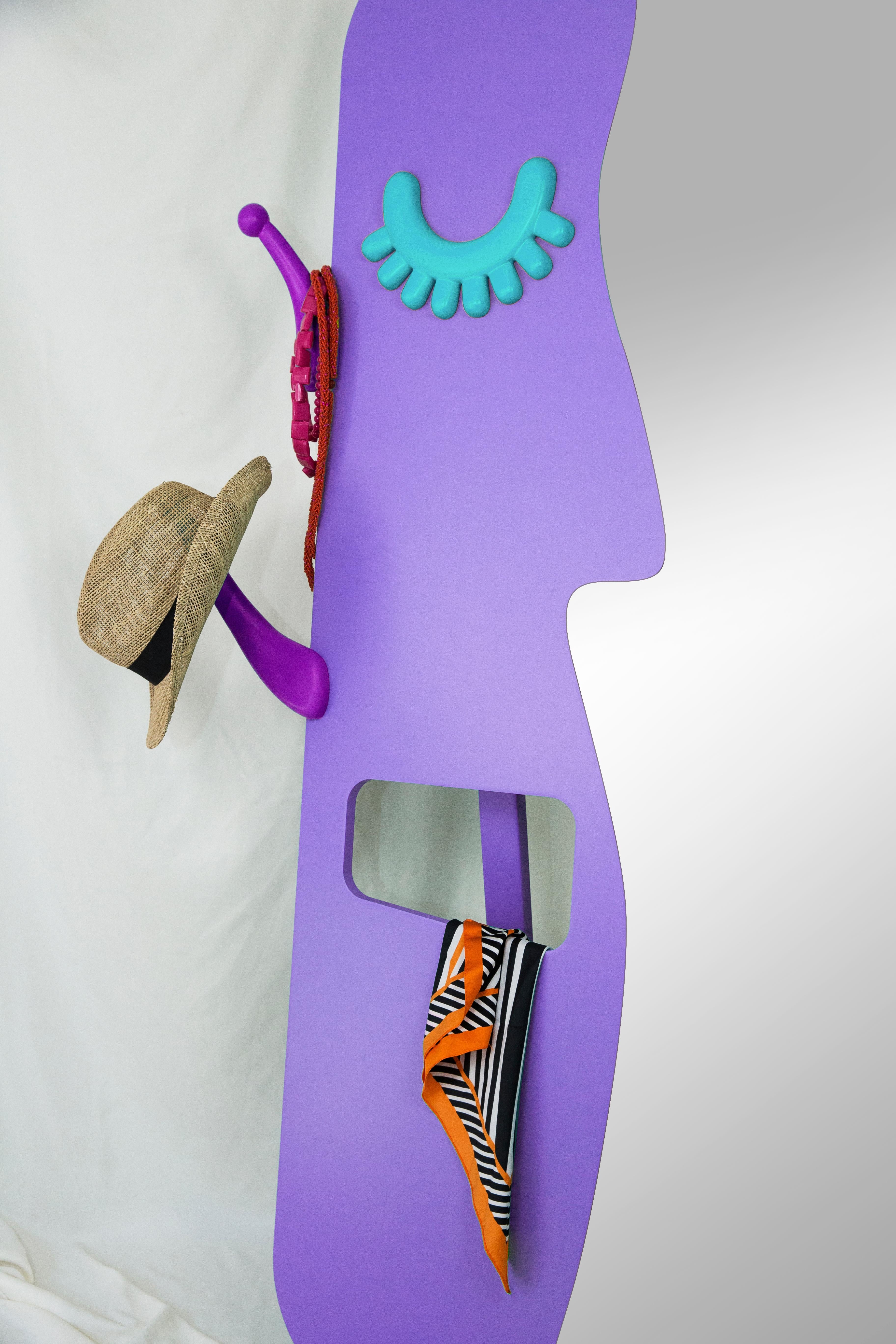 Face to Face dressing mirror and hanger

The hanger that helps you get dressed was combined with the mirror that shows your best self; a fun design that will make you smile.

Production method and material

The body is painted with lacquer paint by
