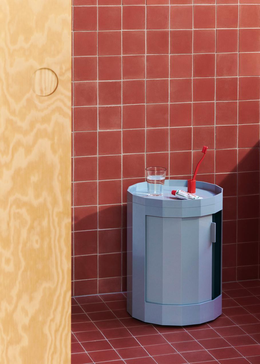 Plastique Meuble de rangement Low Facet bleu brumeux, ABS de Stefan Scholten pour Hay en vente