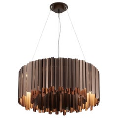 Lustre Facet 900mm / 35.5" en bronze satiné par Tom Kirk, listé UL