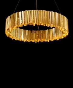 Lampadario Facet 1300mm / 51.25" in oro lucido - Omologato UL da Tom Kirk