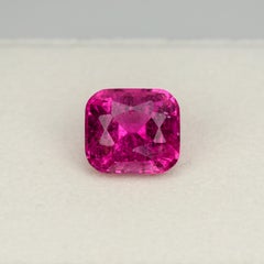 Facettierter afghanischer Rubellit Turmalin Edelstein, 3 Karat