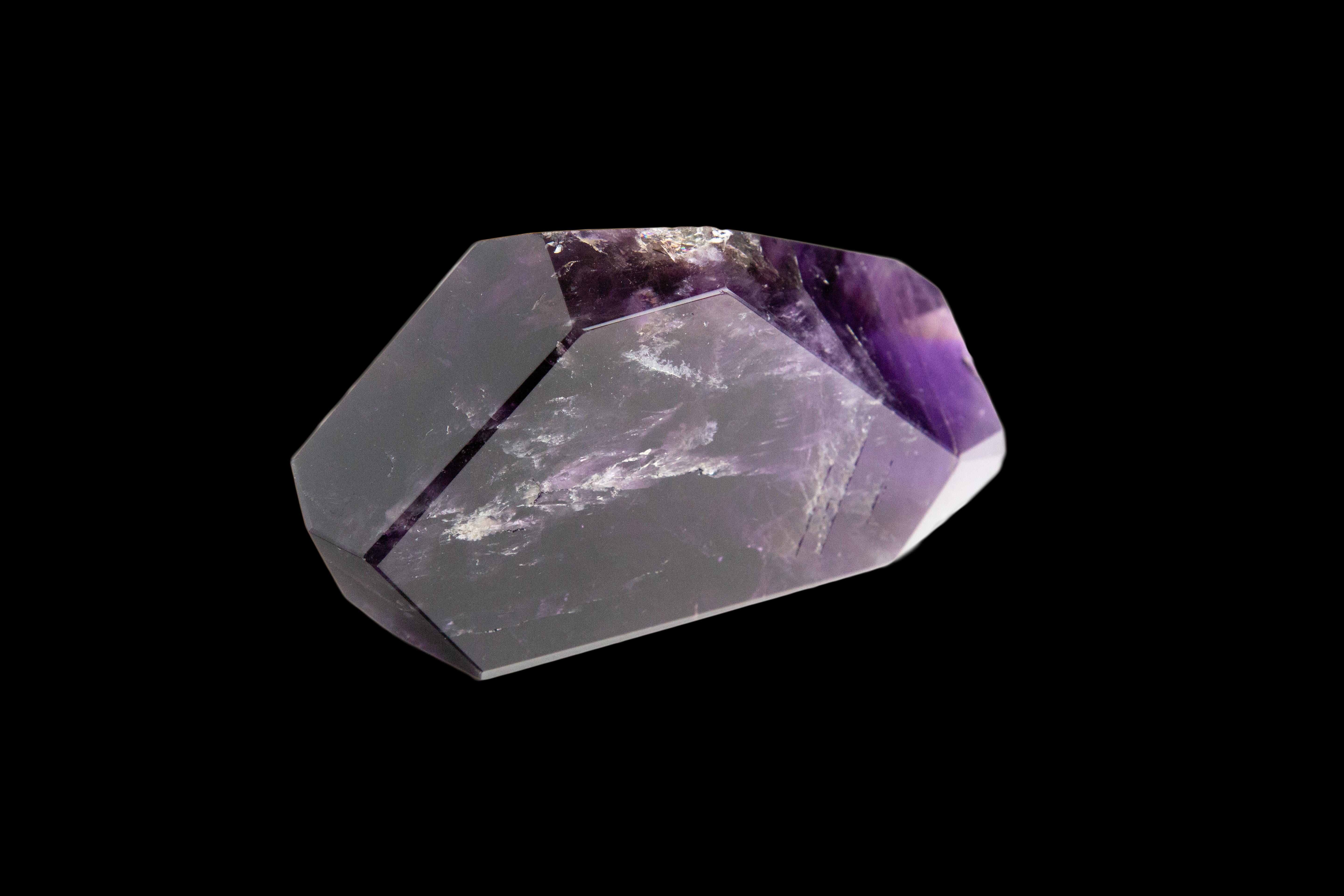 Faceted Amethyst

Measures: 5