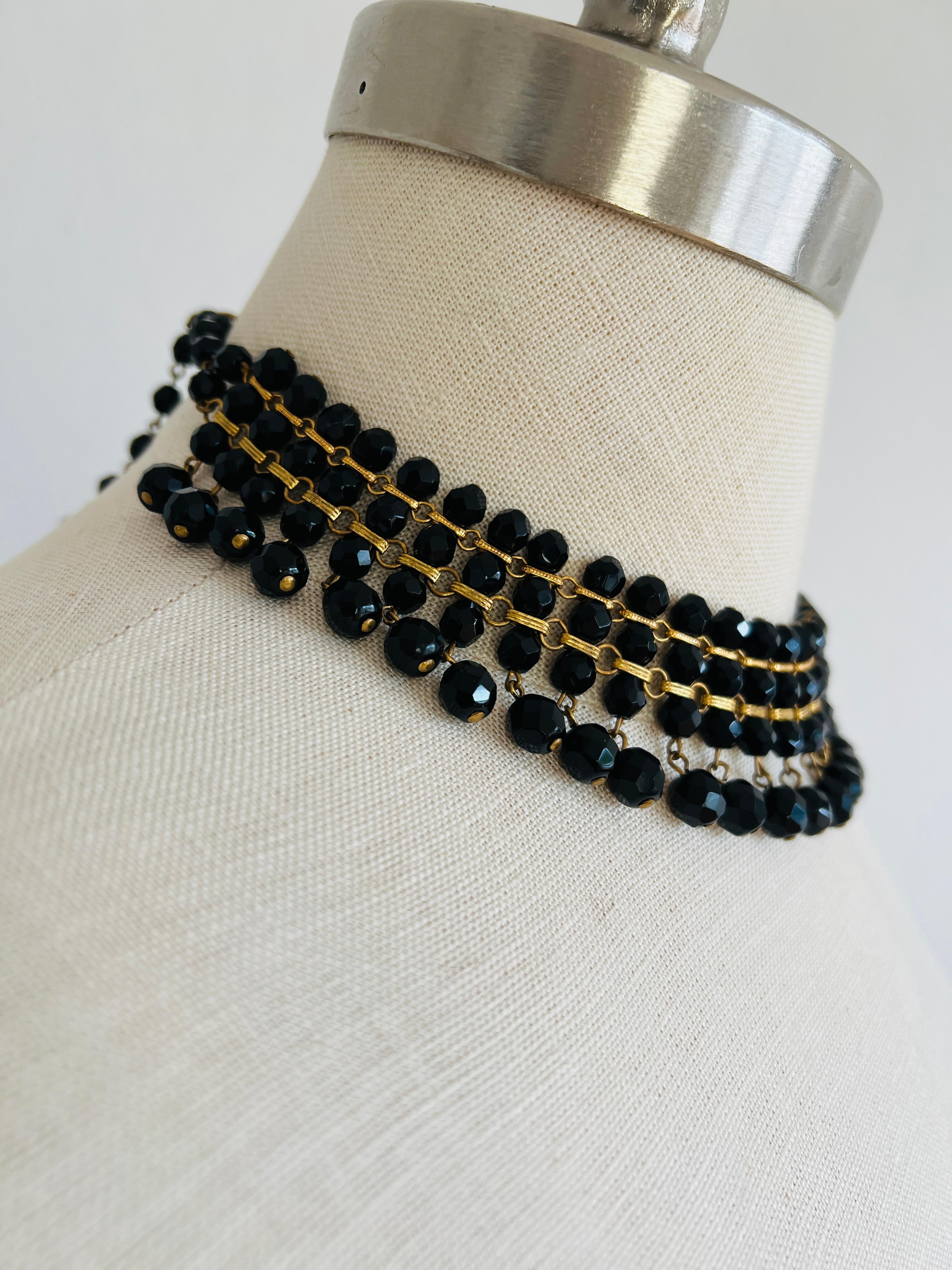 Facettierte Perlen-Schwarzgold-Halskette für Choker Bib Statement Damen im Angebot