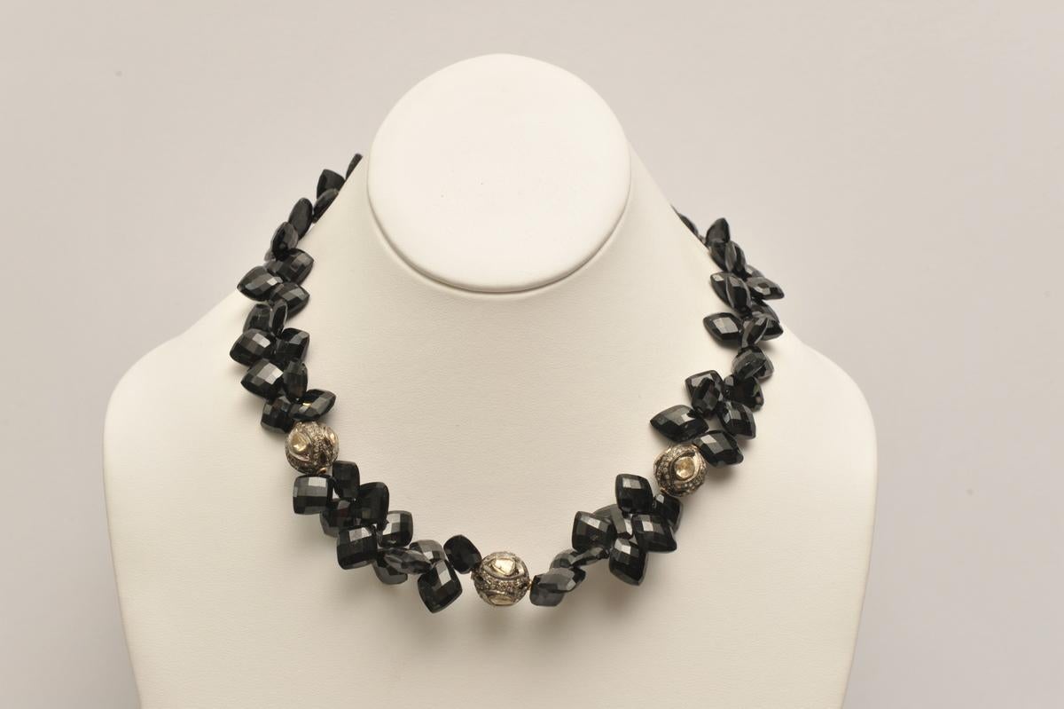 Facettierte Halskette aus schwarzem Onyx und Diamantperlen von Deborah Lockhart Phillips im Zustand „Hervorragend“ im Angebot in Nantucket, MA