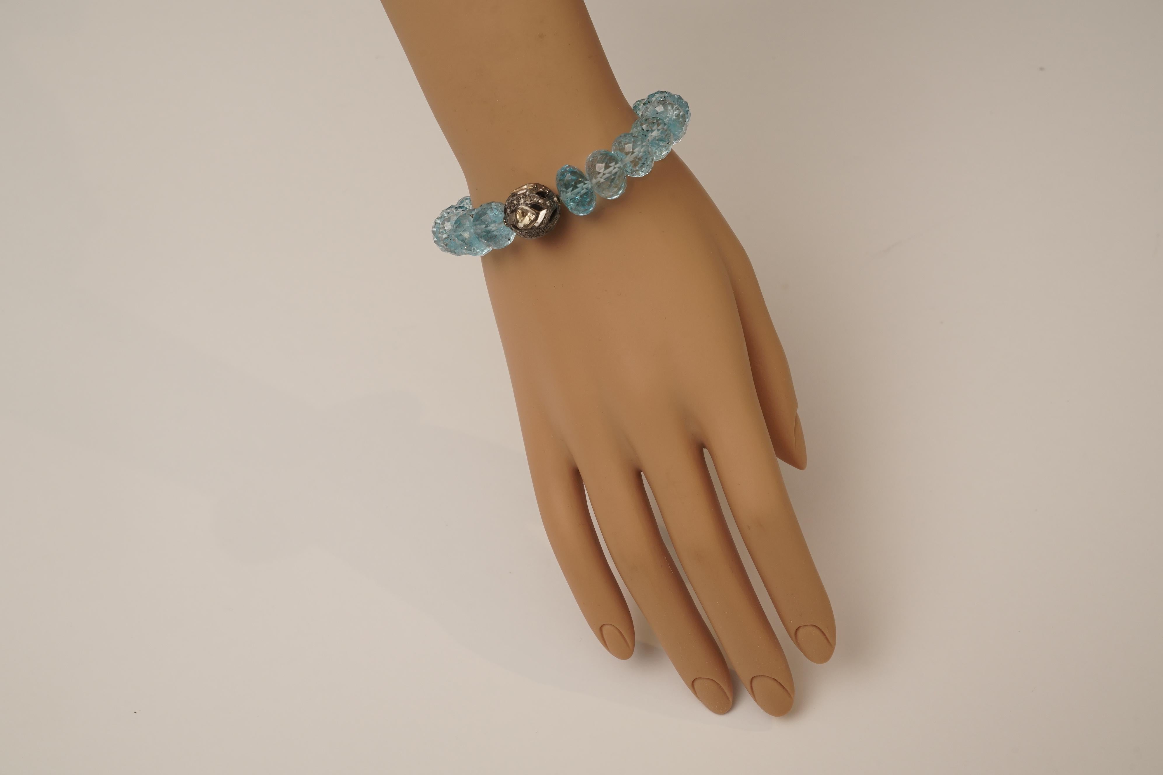 Faceted Blue Topaz and Diamond Stretch Bracelet In Excellent Condition In Nantucket, MA