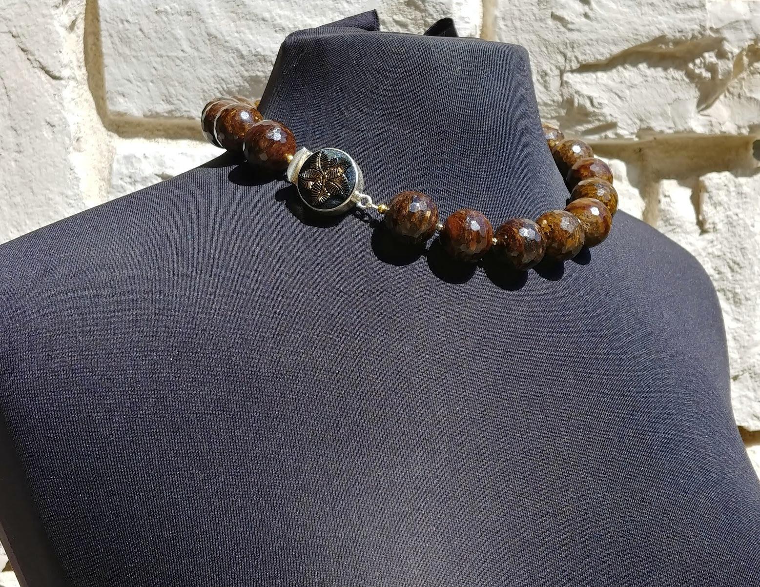 Faceted Bronzite Necklace  For Sale 4