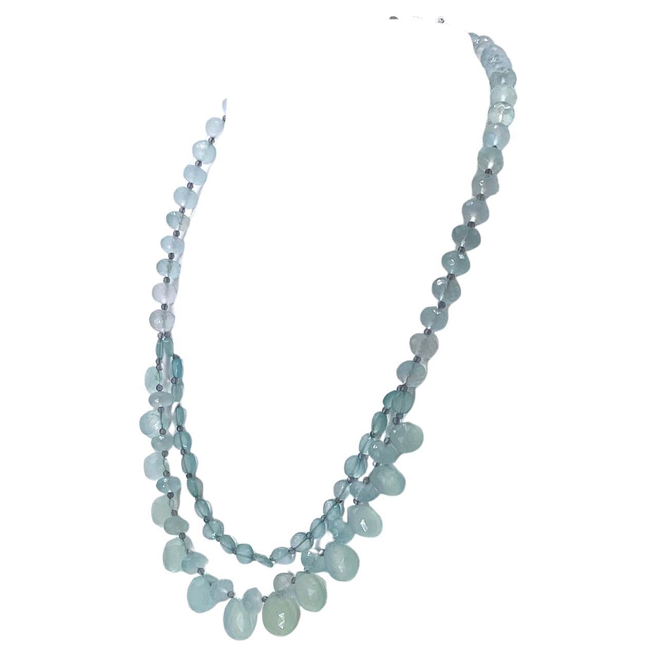 Artigiano Collana in argento 925 con calcedonio sfaccettato e iolite in vendita