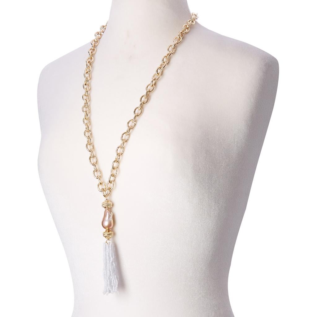 Faceted Chalcedony 26 Strand Necklace Tassel In New Condition For Sale In Chicago, IL